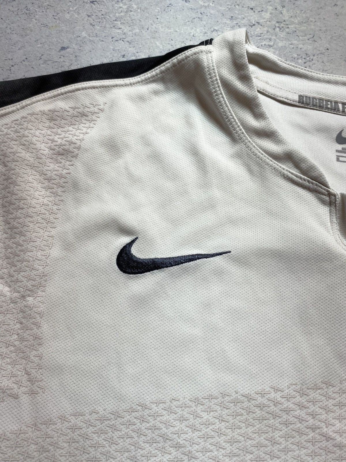 Nike Vintage Nike England rugby jersey size small Size US S / EU 44-46 / 1 - 5 Thumbnail