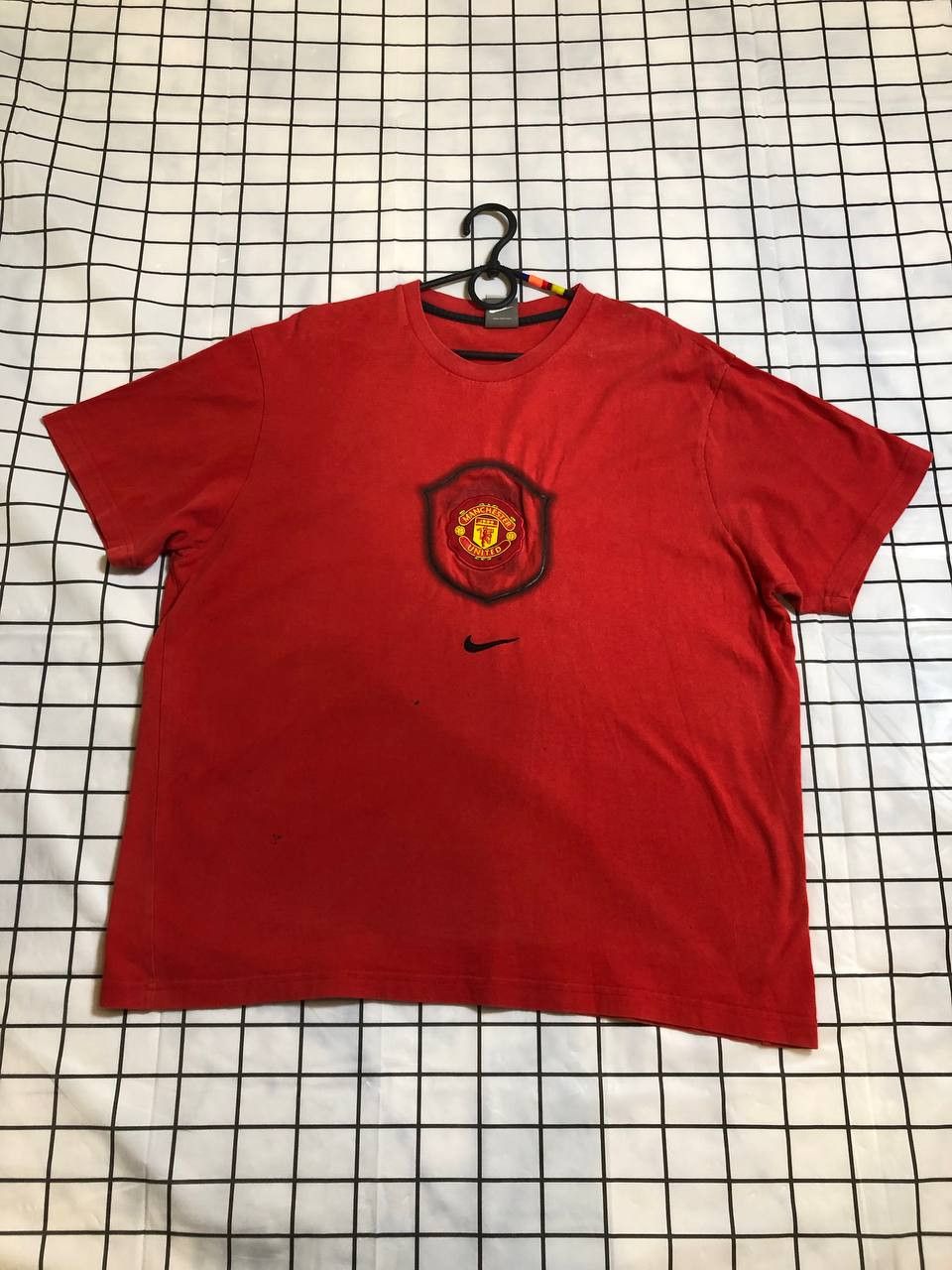 Nike Vintage Manchester United Nike Centre Logo Swoosh T-Shirt Size US XL / EU 56 / 4 - 1 Thumbnail