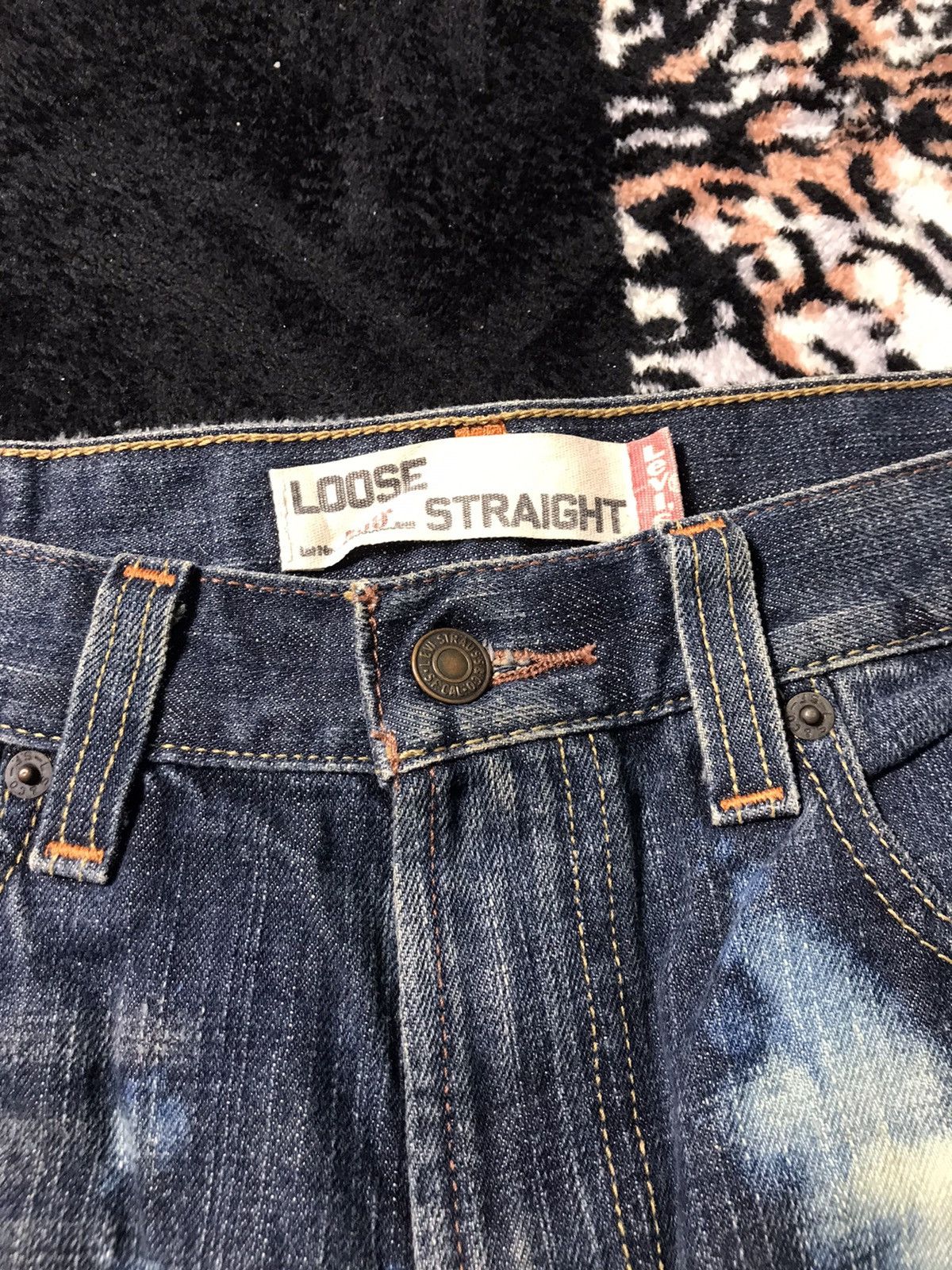 Levi's vintage Levis 569 distressed denim size 34 short rAre design Size US 34 / EU 50 - 4 Thumbnail