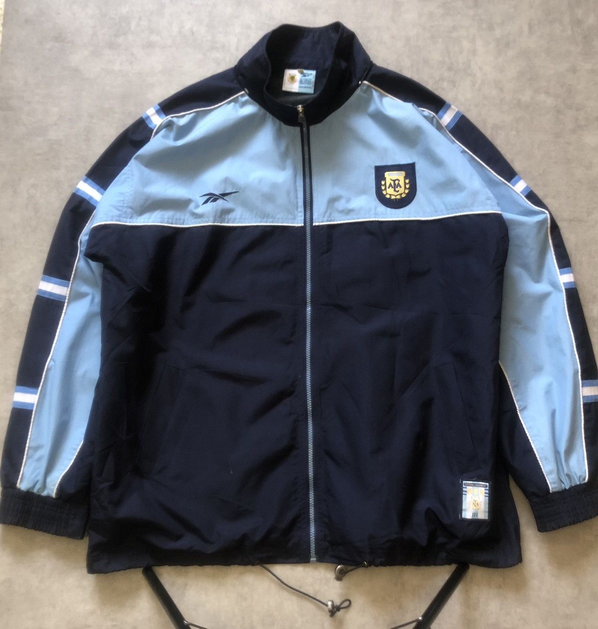 Reebok Rare Vintage REEBOK X AFA Argentina x Coca Cola Sweater Size US XXL / EU 58 / 5 - 2 Thumbnail