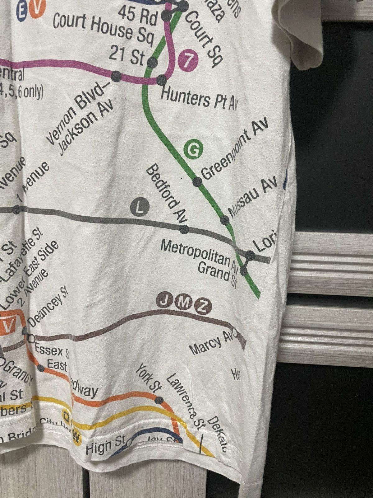 Vintage Vintage New York Subway Line Map Tee Big Print Art T Shirt Size US M / EU 48-50 / 2 - 7 Thumbnail