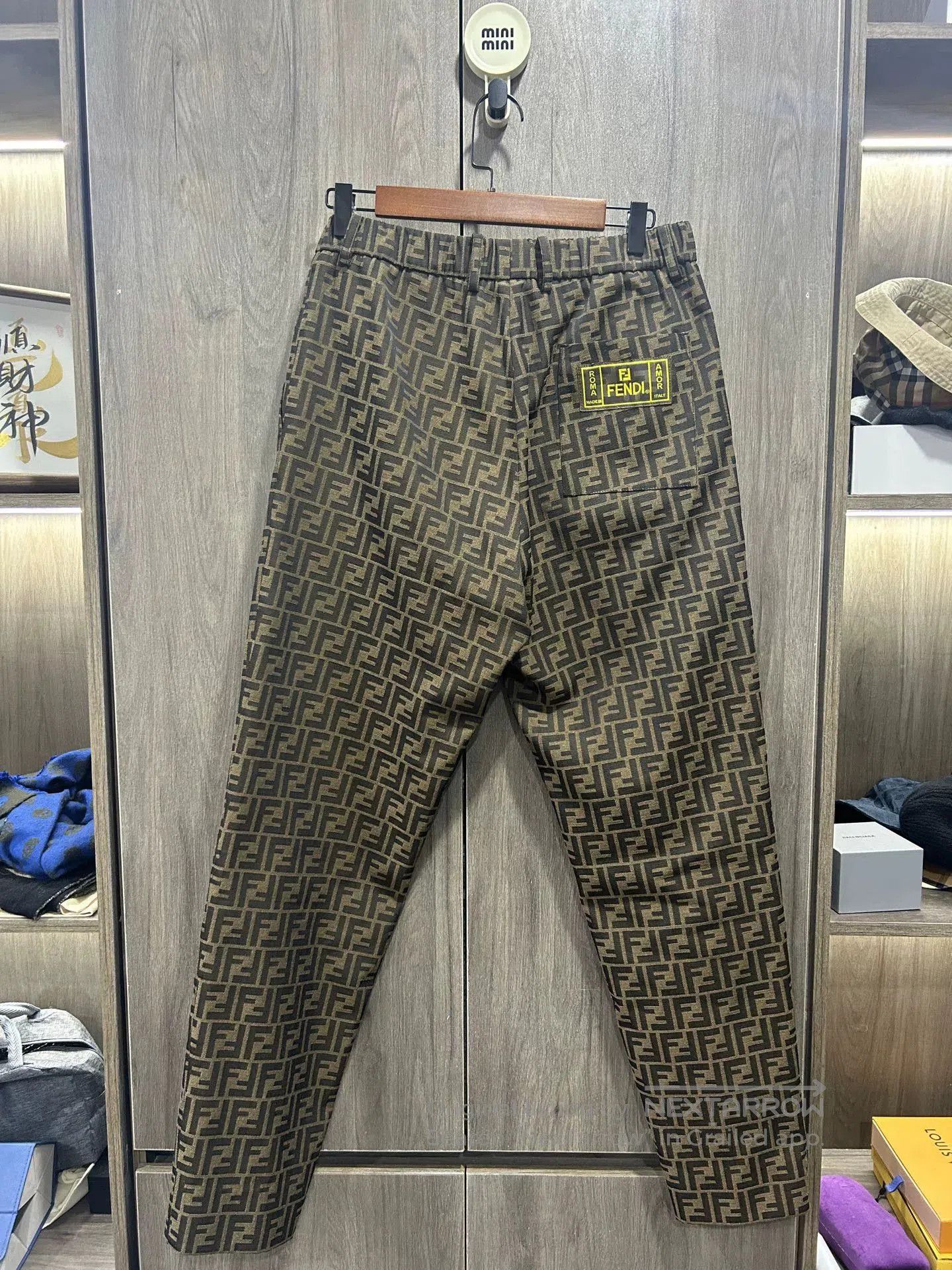 Fendi FENDI Logo All-Over Print Straight Jeans. Size US 32 / EU 48 - 3 Thumbnail
