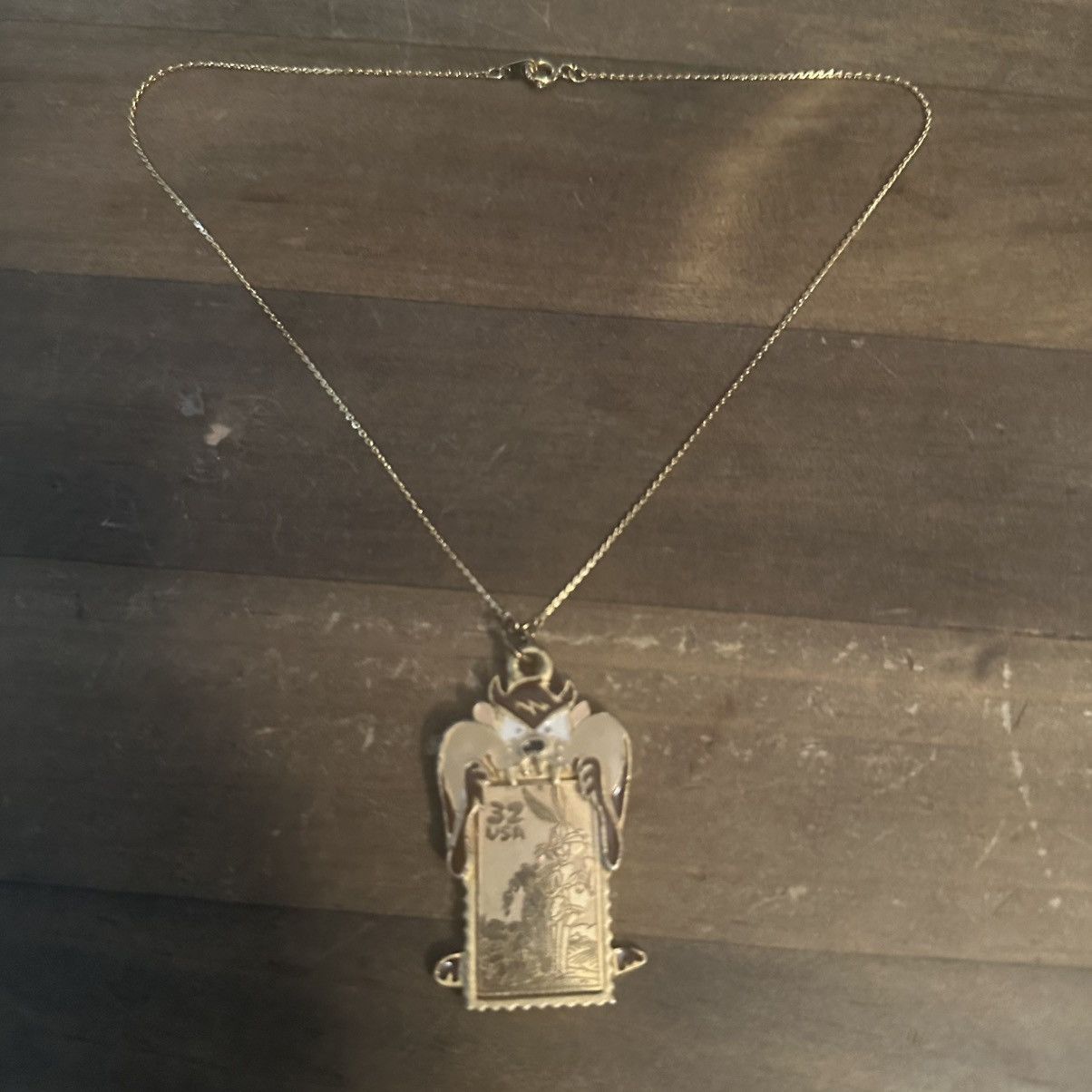 Vintage Vintage Tasmanian Devil Bugs Bunny stamp pendant necklace Size ONE SIZE - 2 Thumbnail