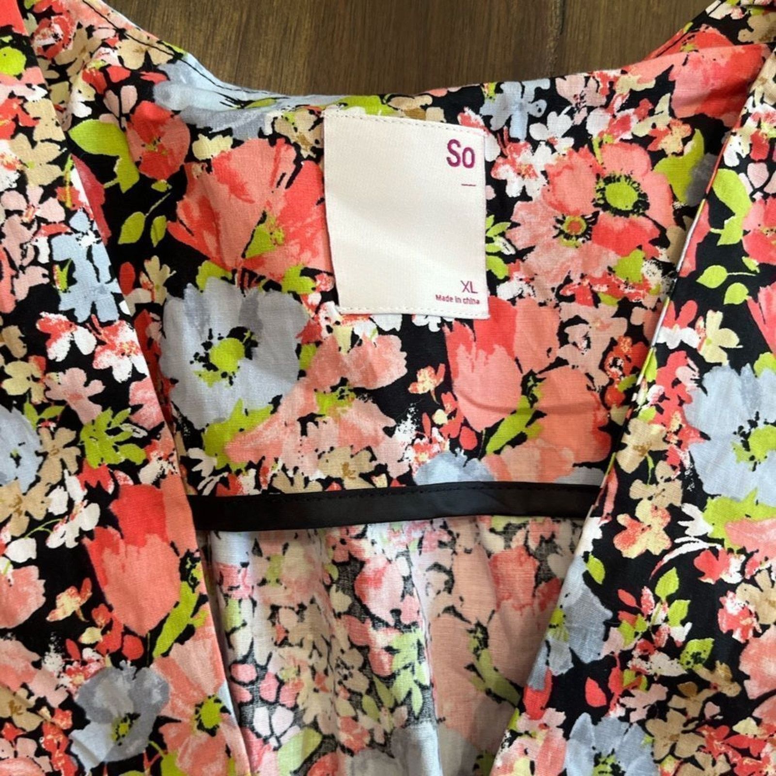 Vintage SO Floral Cutout O-Ring Crop Top Balloon Sleeves Size XL Size XL / US 12-14 / IT 48-50 - 4 Thumbnail