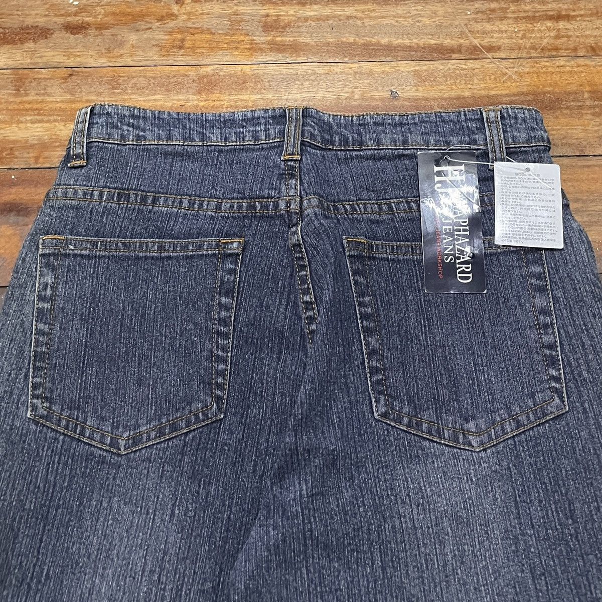 14th Addiction × Japanese Brand × Le Grande Bleu (L.G.B.) Rare Vintage Japanese Brand Haphazard Flared Jeans 2000s Size US 27 - 4 Thumbnail