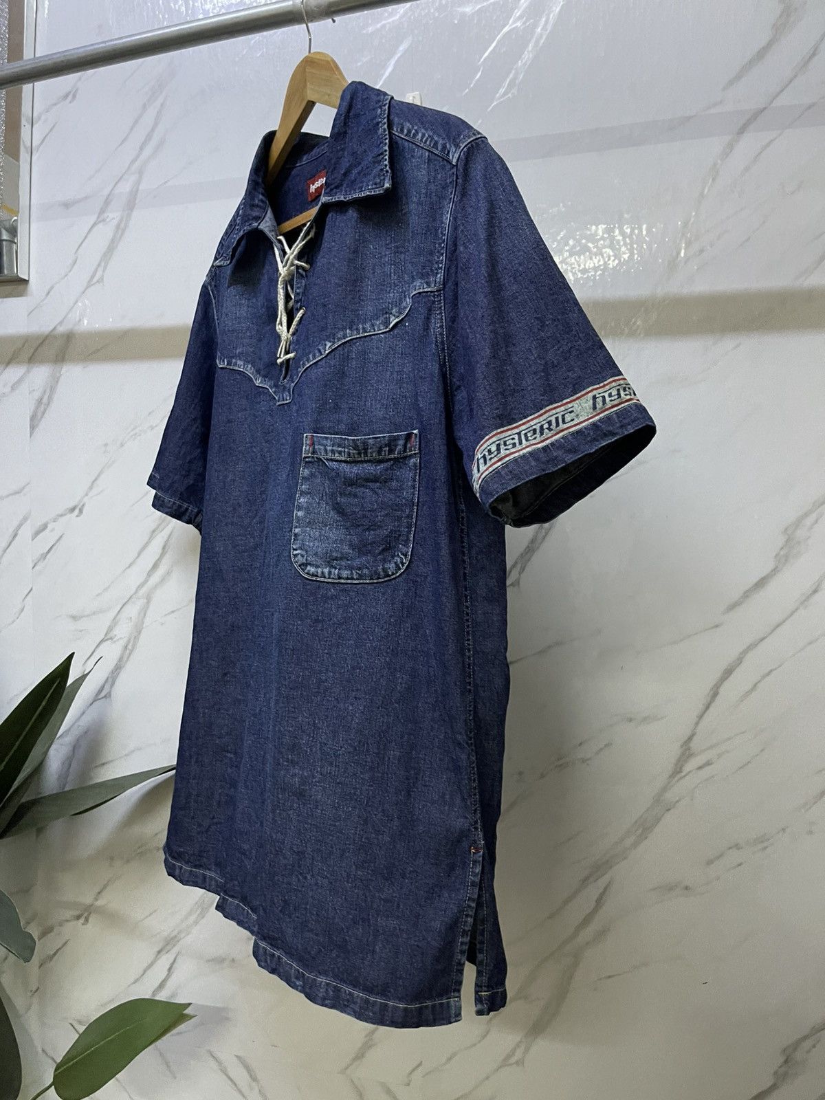Hysteric Glamour 🔥Hysteric Glamour🔥 Denim Short Sleeve Size US L / EU 52-54 / 3 - 6 Thumbnail