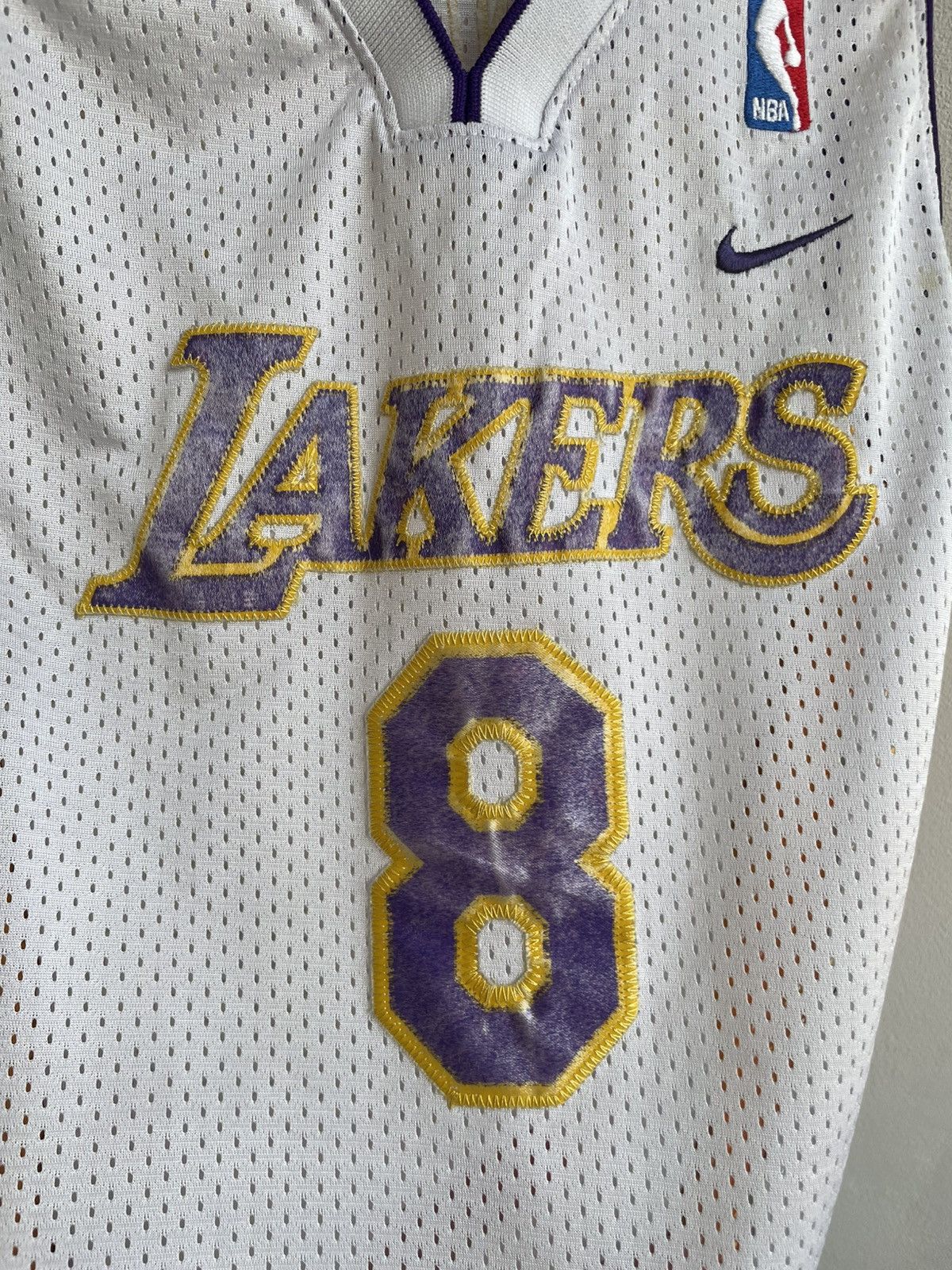 Nike LOS ANGELES LAKERS #8 KOBE BRYANT BASKETBAL NBA SHIRT JERSEY Size US XL / EU 56 / 4 - 6 Thumbnail