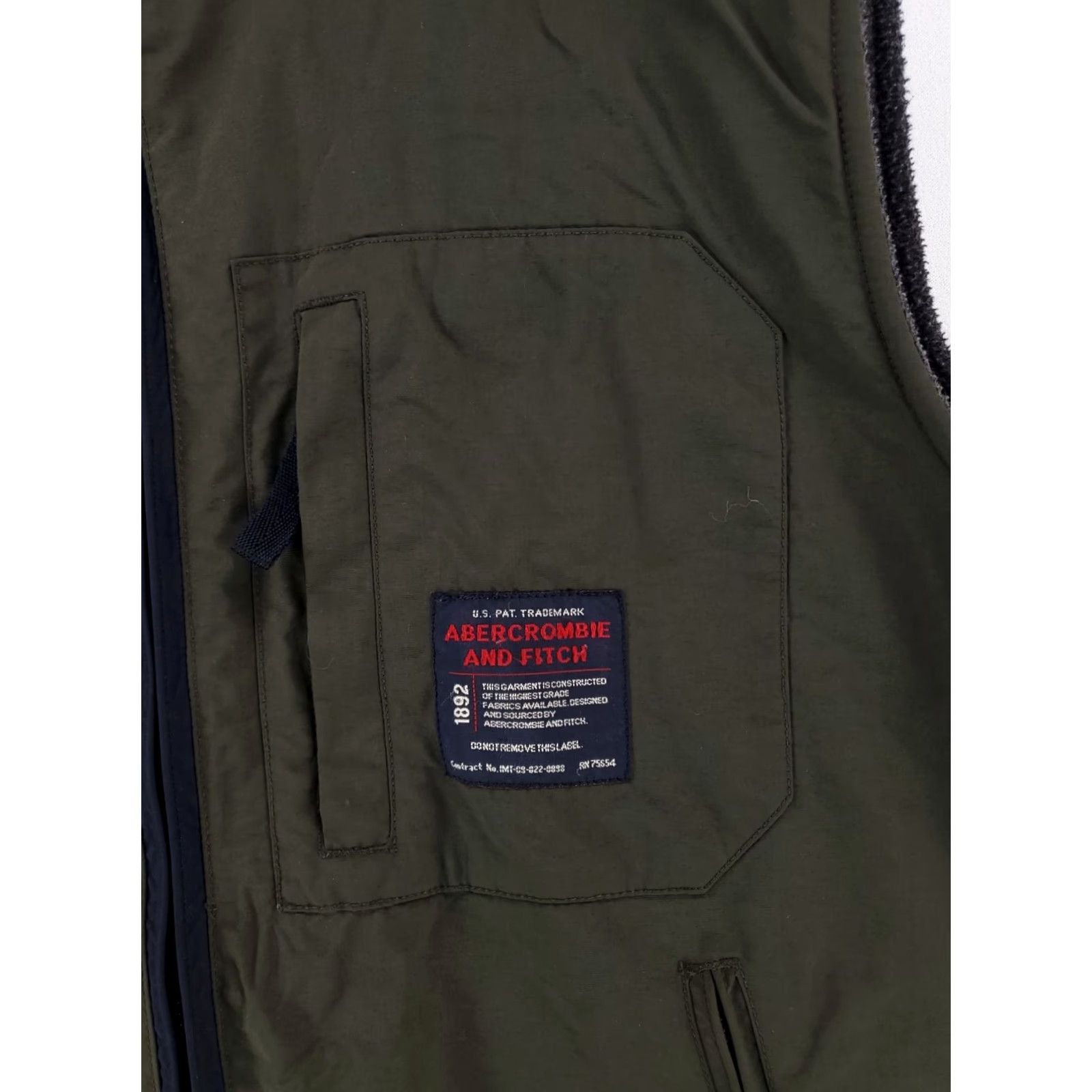 Abercrombie & Fitch Abercrombie & Fitch A&F Full Zip Vest Fleece Lined Green Mens L Vest Windbreaker Lined Polyester Men Green Size US L / EU 52-54 / 3 - 2 Thumbnail