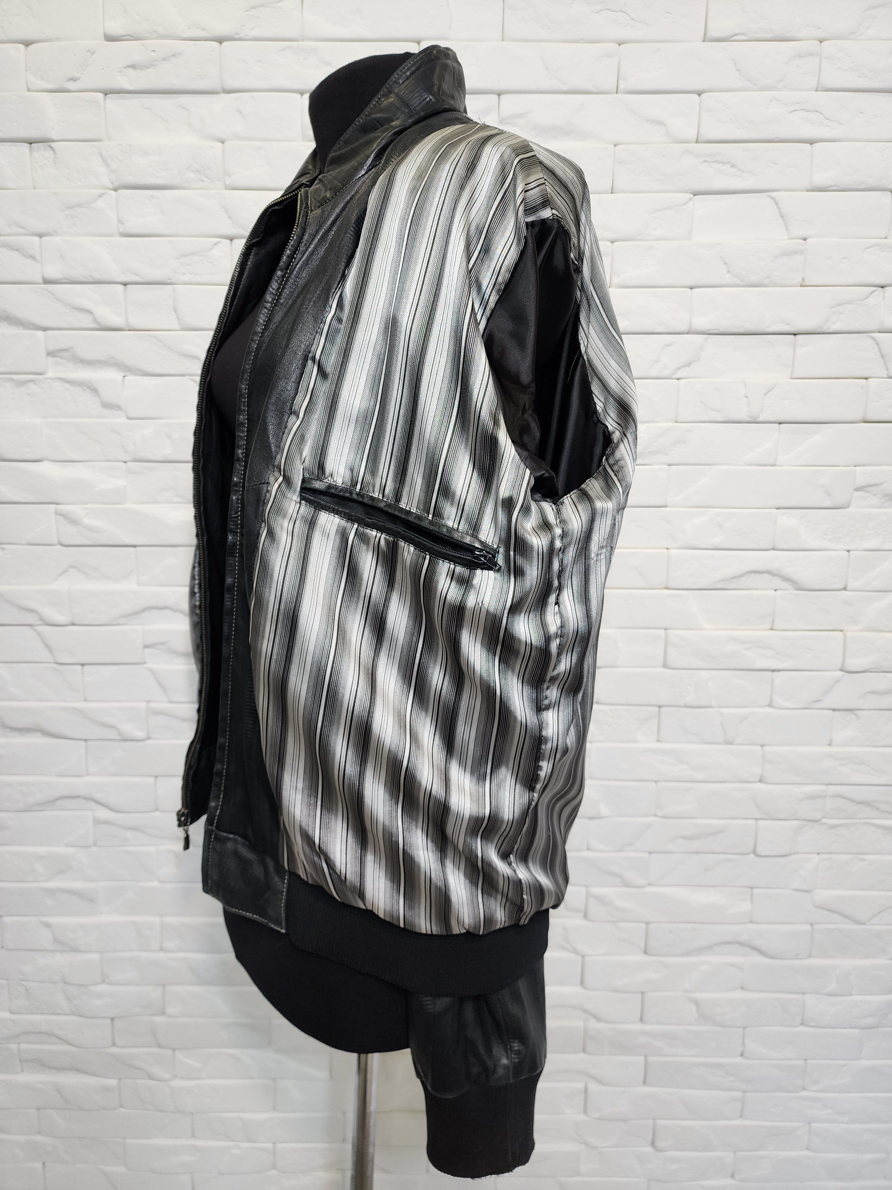 Genuine Leather Black Genuine Leather Jacket: Men's Zippered Sport Style Size US L / EU 52-54 / 3 - 9 Thumbnail
