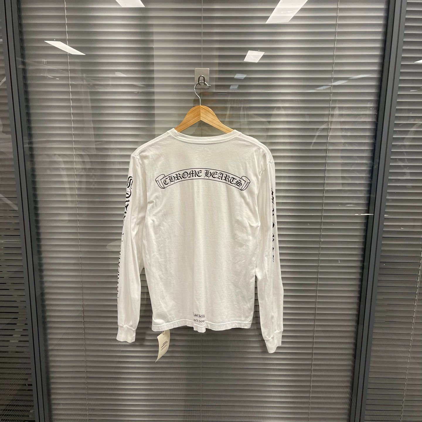 Chrome Hearts Chrome Hearts Black White Scroll Longsleeve M 99 New Size US M / EU 48-50 / 2 - 2 Thumbnail