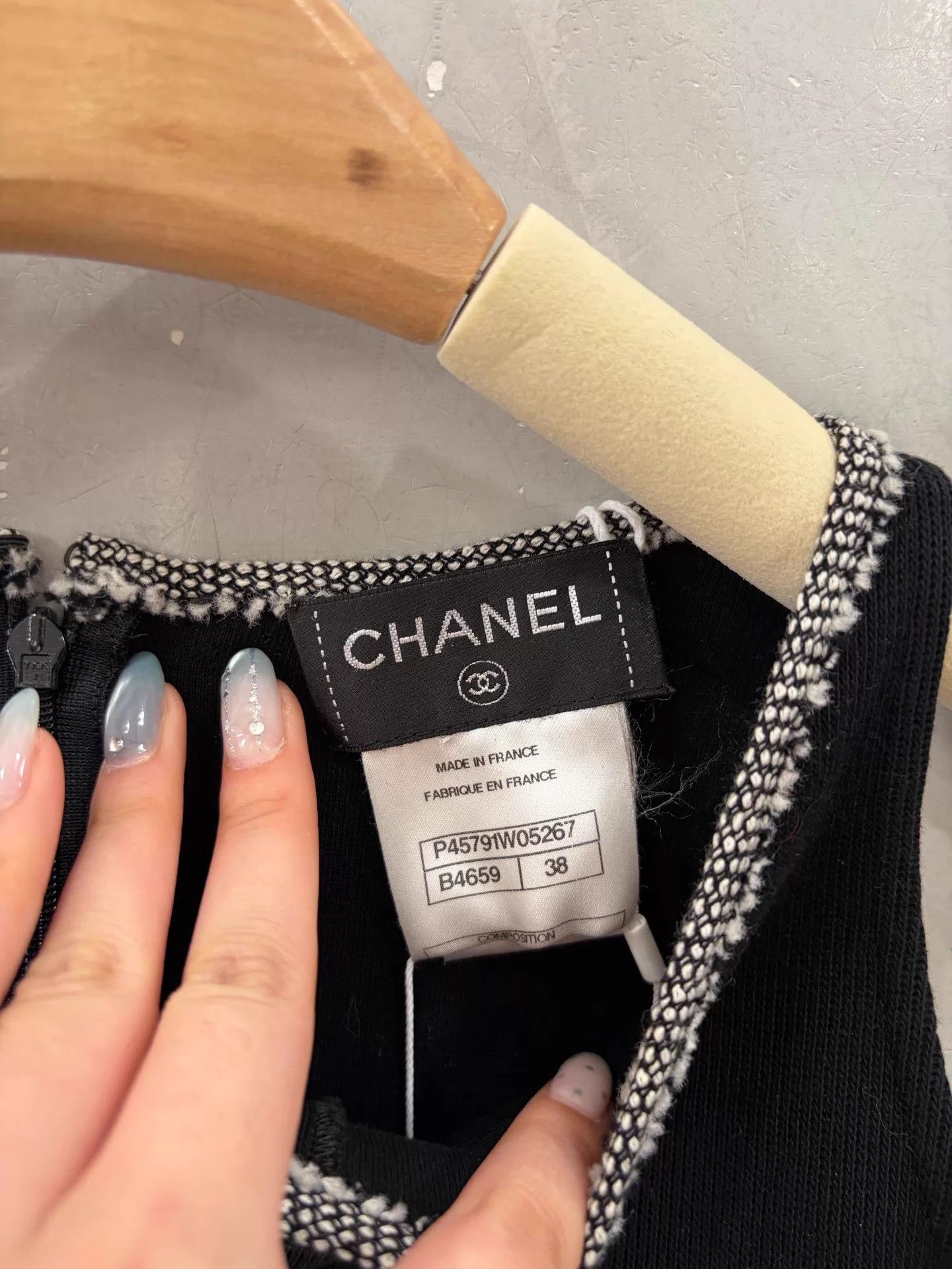 Chanel CHANEL Knit Fitted Sleeveless Mint Dress 38EU Size S / US 4 / IT 40 - 3 Thumbnail