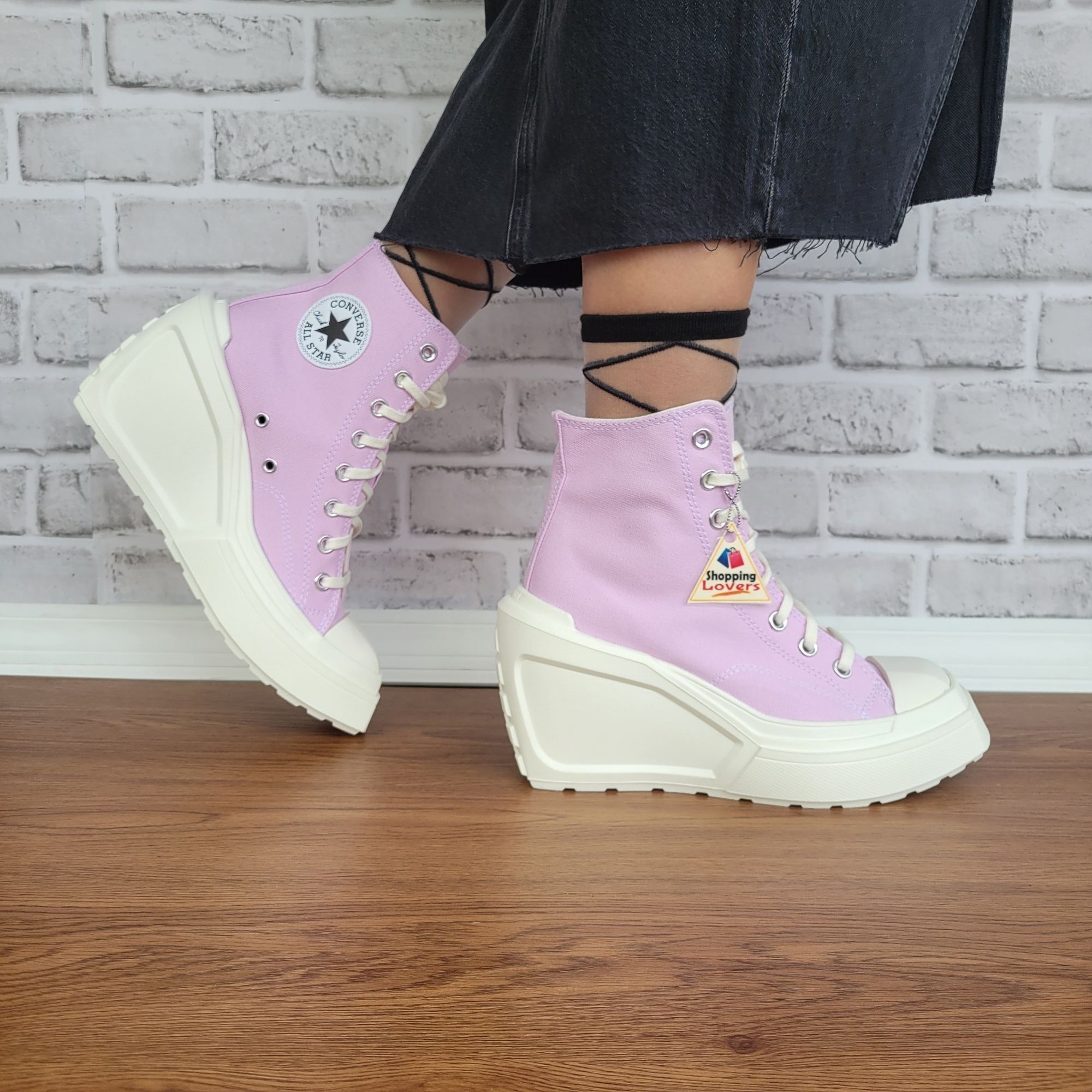 Converse ❤️❤️Converse Chuck 70 De Luxe Wedge Platform Hi Shoes 9.5 Pu Size US 9.5 / IT 39.5 - 2 Thumbnail