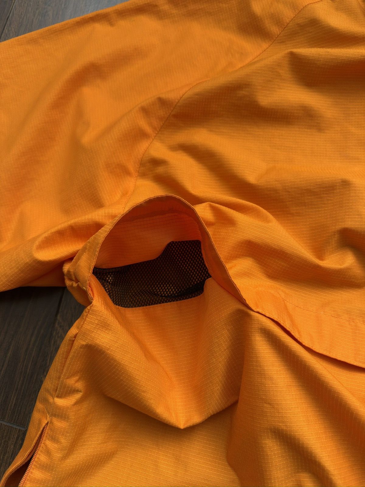 Nike VTG Nike Half Zip Pullover Hooded Windbreaker Orange Jacket Size US XL / EU 56 / 4 - 14 Thumbnail