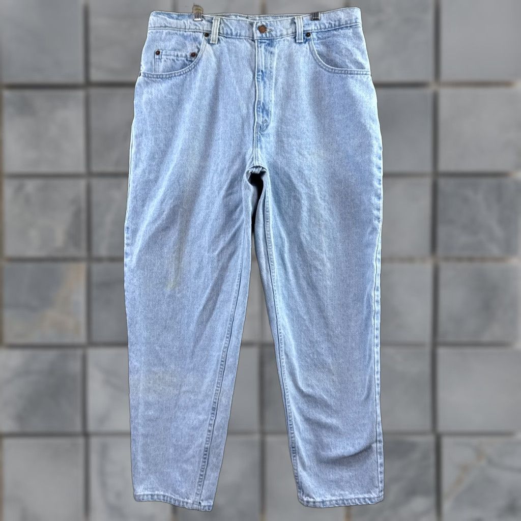Levi's VINTAGE Levi's 560 Jeans Mens 38x30 Blue Denim Cotton 5-Pocket Loose Tapered Regular Fit USA Pants Workwear Mens Size US 38 / EU 54 - 1 Thumbnail