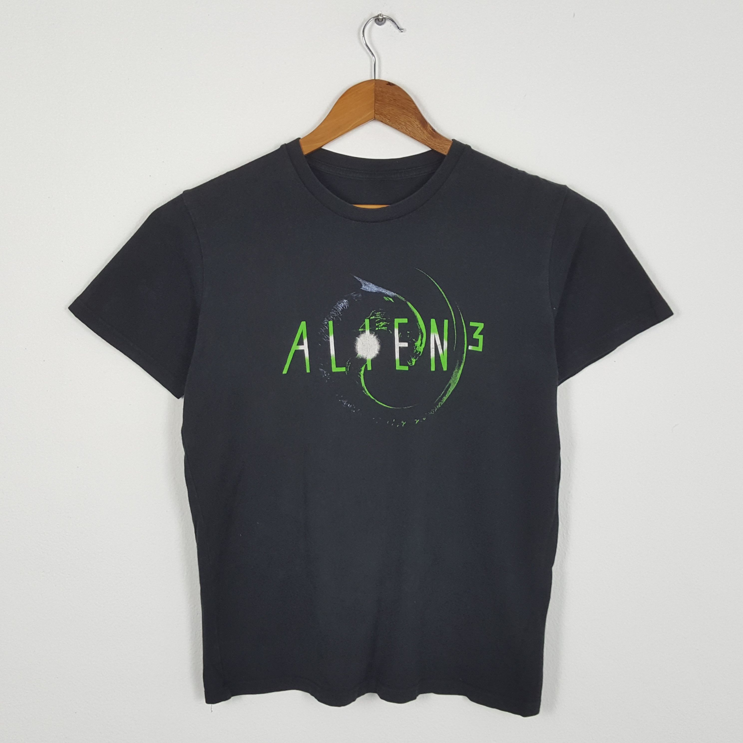 image of Alien 3 Science Fiction Movie T-Shirts in Black, Men's (Size Medium)