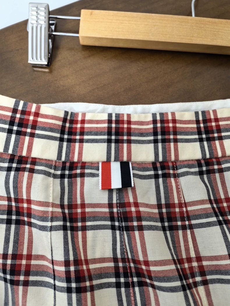 Thom Browne Thom Browne size40 A wool pleated skirt Size 39" - 6 Thumbnail