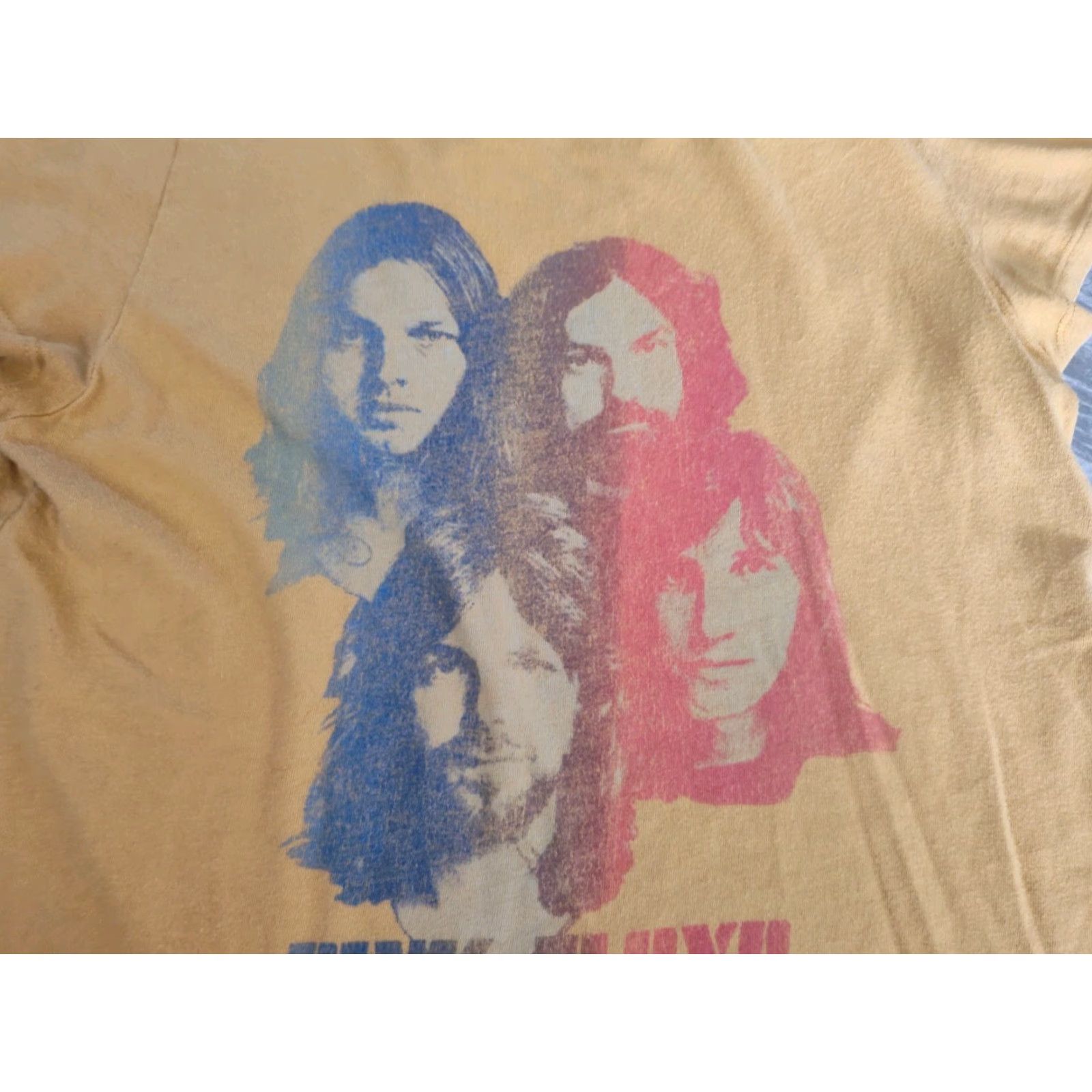 Junk Food VINTAGE Pink Floyd Animals Tour 77 Rock Music Women's Yellow T-Shirt Sz L Retro 70s 80s 90s Size L / US 10 / IT 46 - 3 Thumbnail