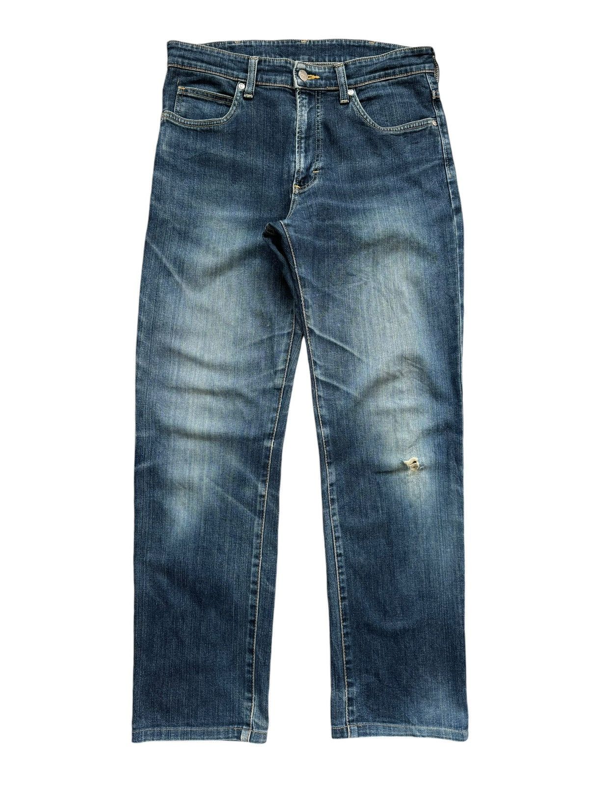 Wrangler VINTAGE WRANGLER DISTRESSED DENIM JEANS Size US 33 - 4 Thumbnail