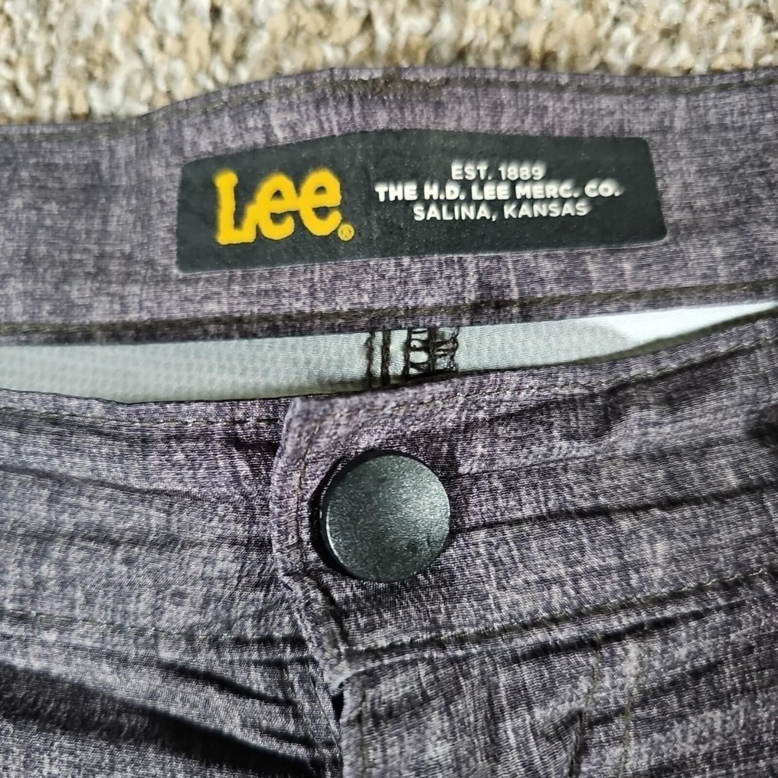 Lee Lee Gray Sz 44 Cargo Flap Pocket Shorts Size US 44 / EU 60 - 2 Thumbnail