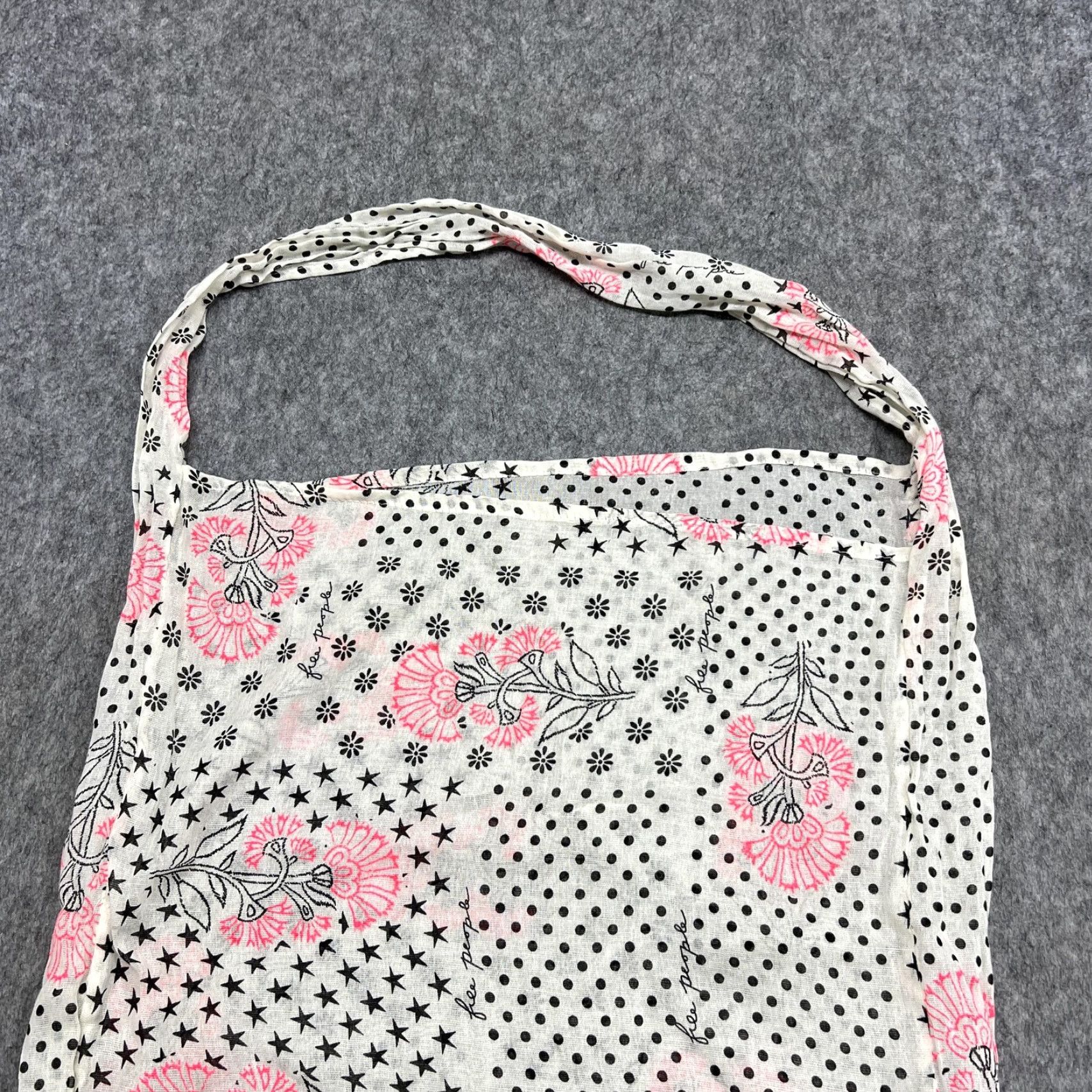 Free People Free People Tote Bag Womens Medium White Floral Cotton Lightweight Casual Preppy Size ONE SIZE - 4 Thumbnail