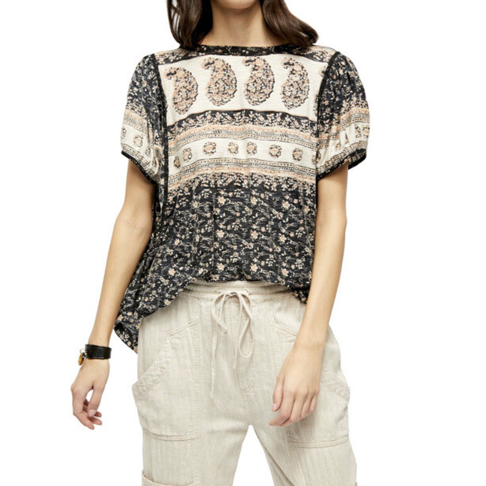 Free People FREE PEOPLE Women Black Floral Scoop Neck Top Size S A002091 Size S / US 4 / IT 40 - 1 Thumbnail