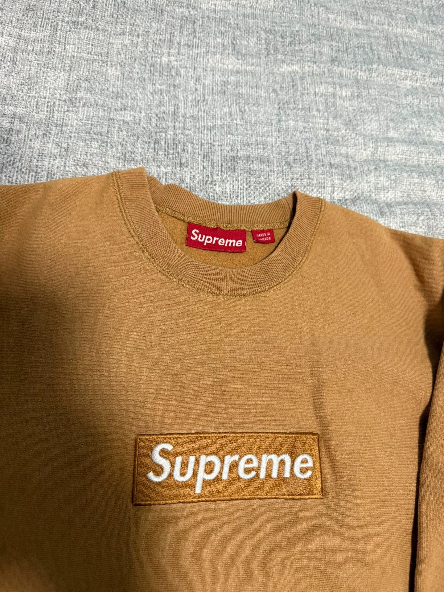 Supreme Supreme 2005 Box Logo Crew Khaki/Chocolate Mint M Size US M / EU 48-50 / 2 - 2 Thumbnail