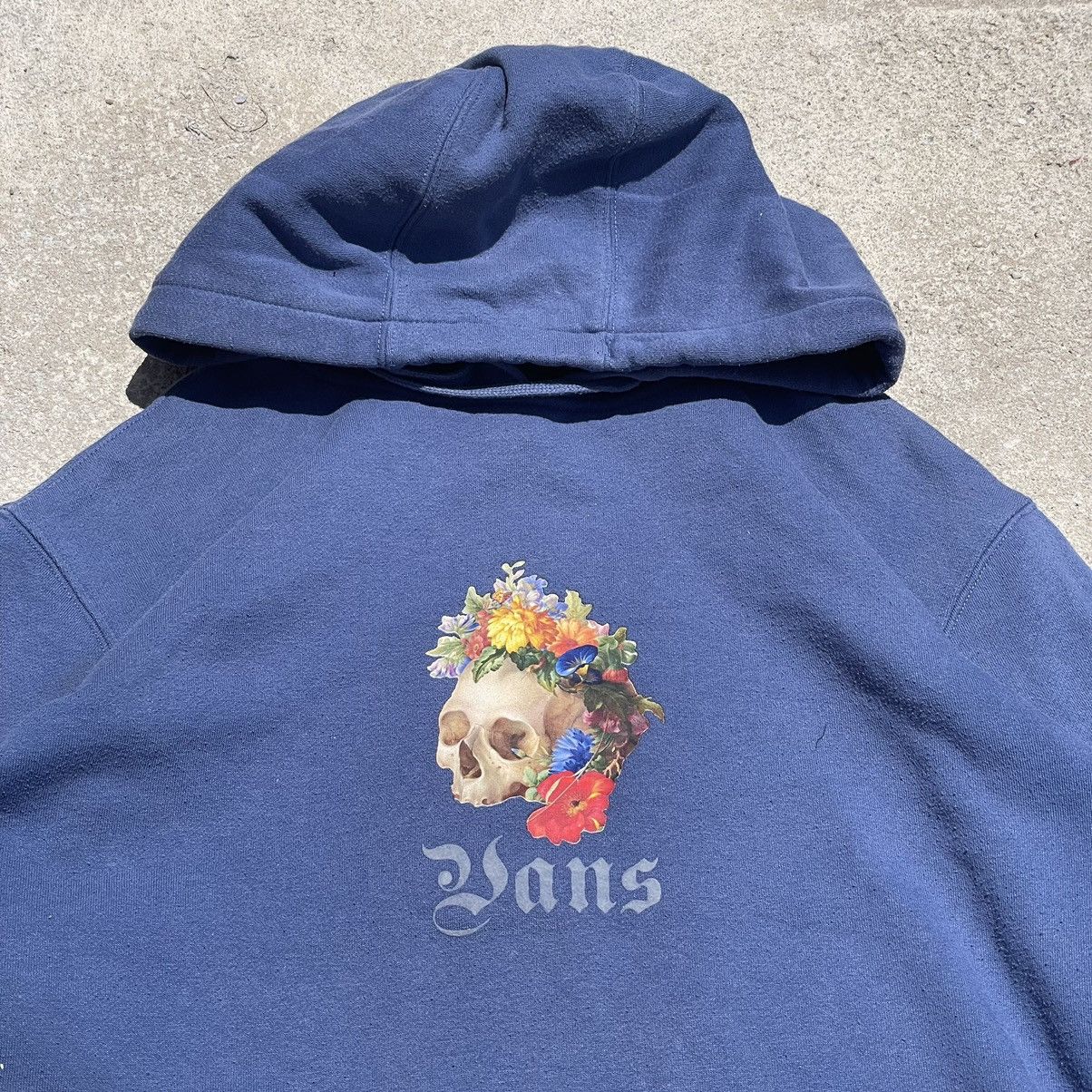 Vans “VANS” FLORAL SKULL VELVET LETTERING HOODIE Size US M / EU 48-50 / 2 - 3 Thumbnail