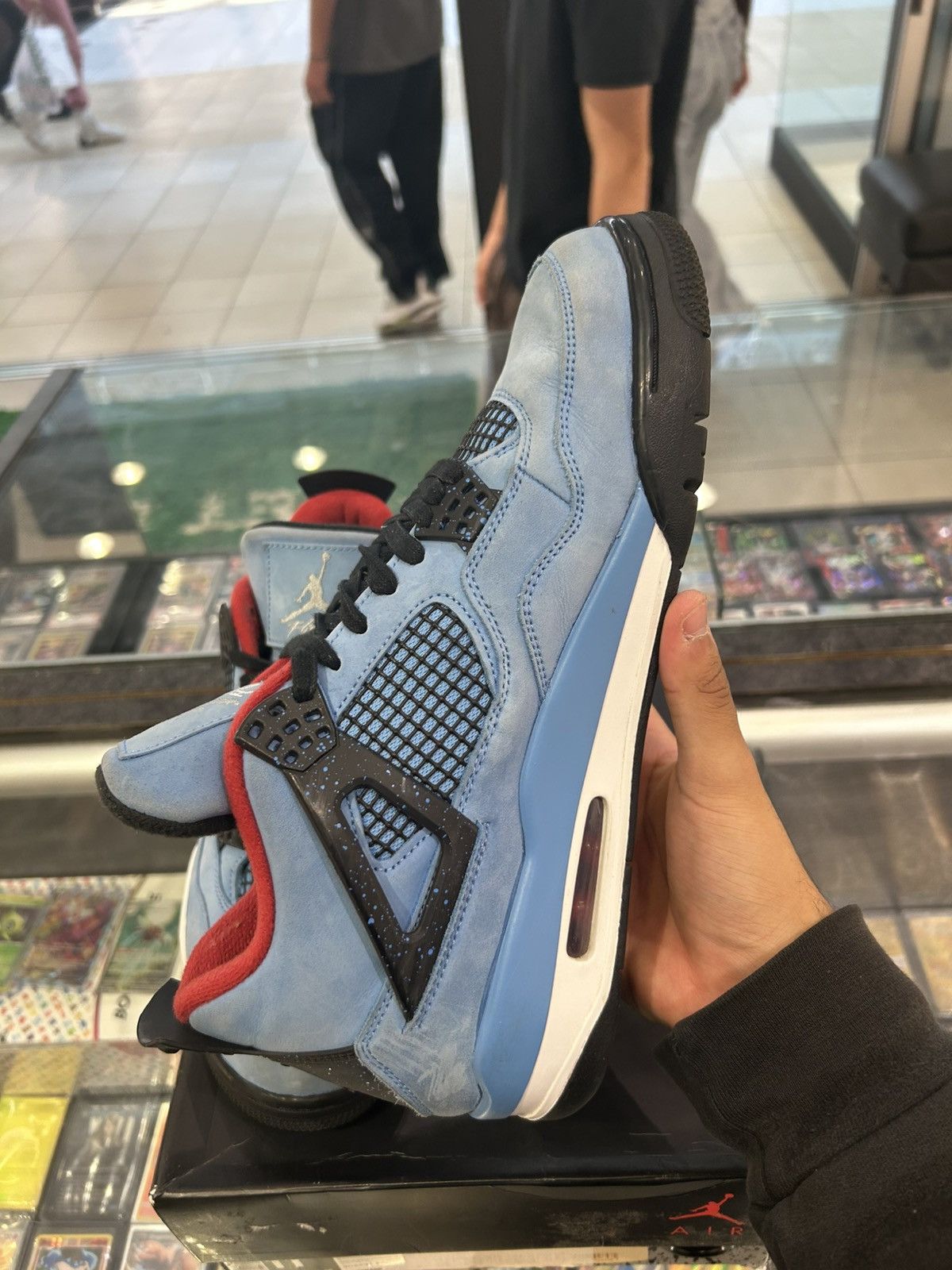 Jordan Brand × Travis Scott Jordan 4 travis scott Size US 11 / EU 44 - 4 Thumbnail
