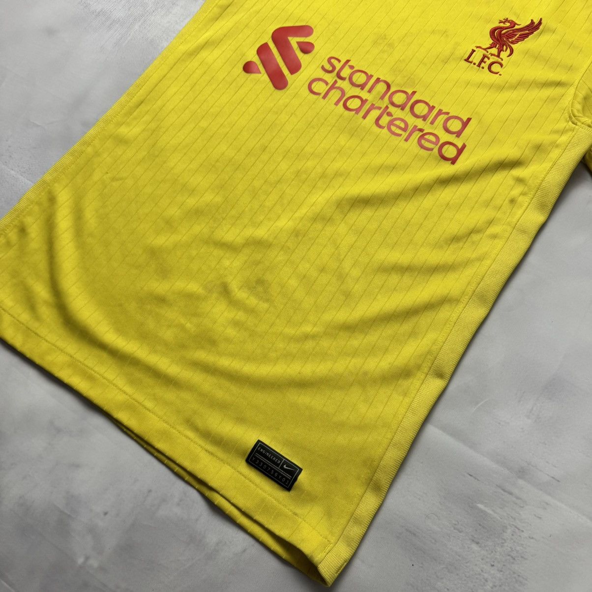 Nike Nike Liverpool 2021-22 Third Jersey Yellow Red Check XS Size US XS / EU 42 / 0 - 3 Thumbnail