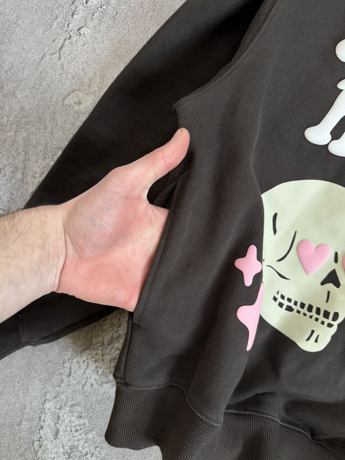 Broken Planet × Designer Broken Planet 🌍 “Broken hearts” skull 💀 brown hoodie relaxed Size US M / EU 48-50 / 2 - 11 Thumbnail