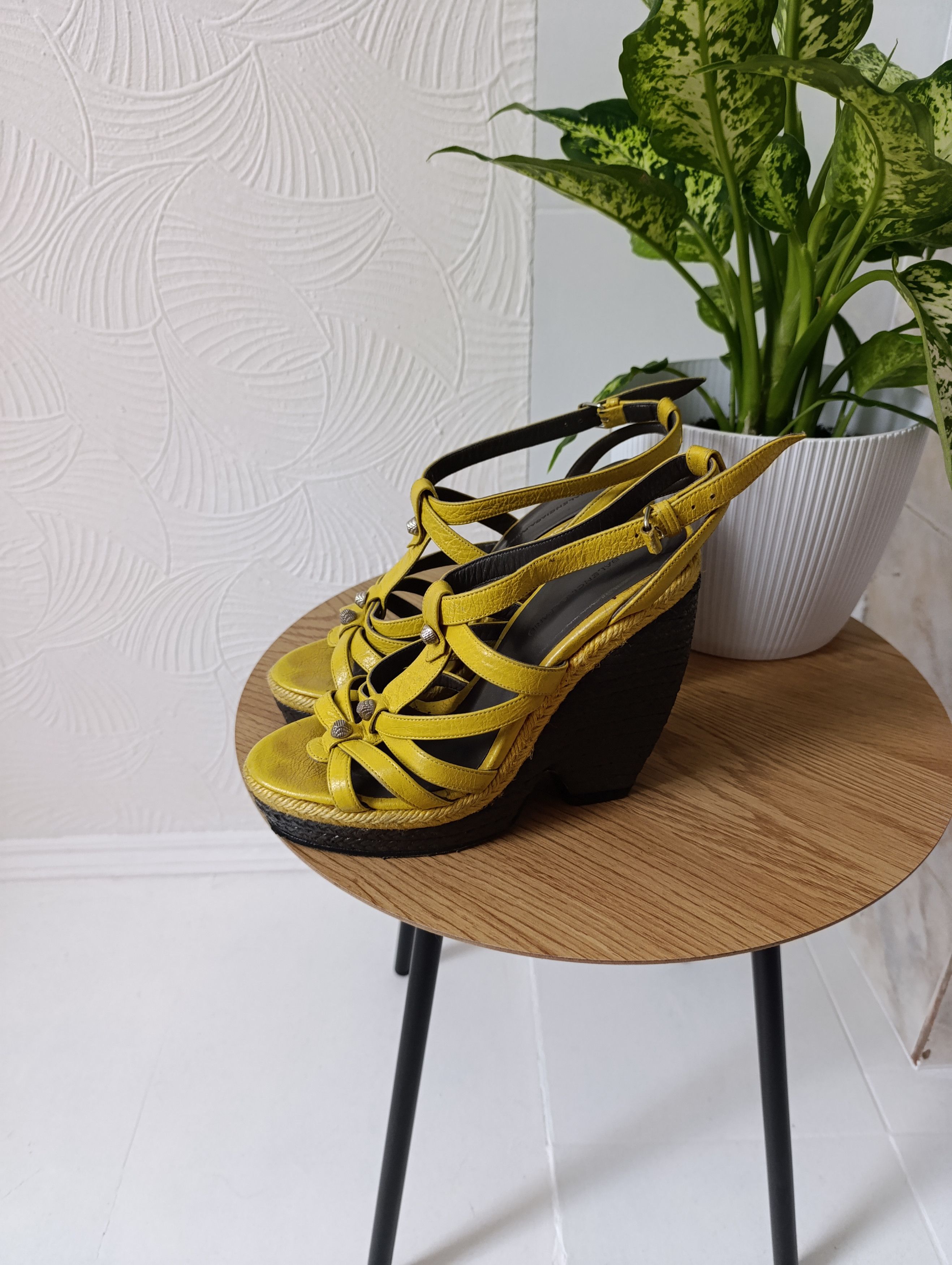Balenciaga Balenciaga Yellow Leather Wedge Ankle Strap Sandals Size US 7 / IT 37 - 1 Thumbnail