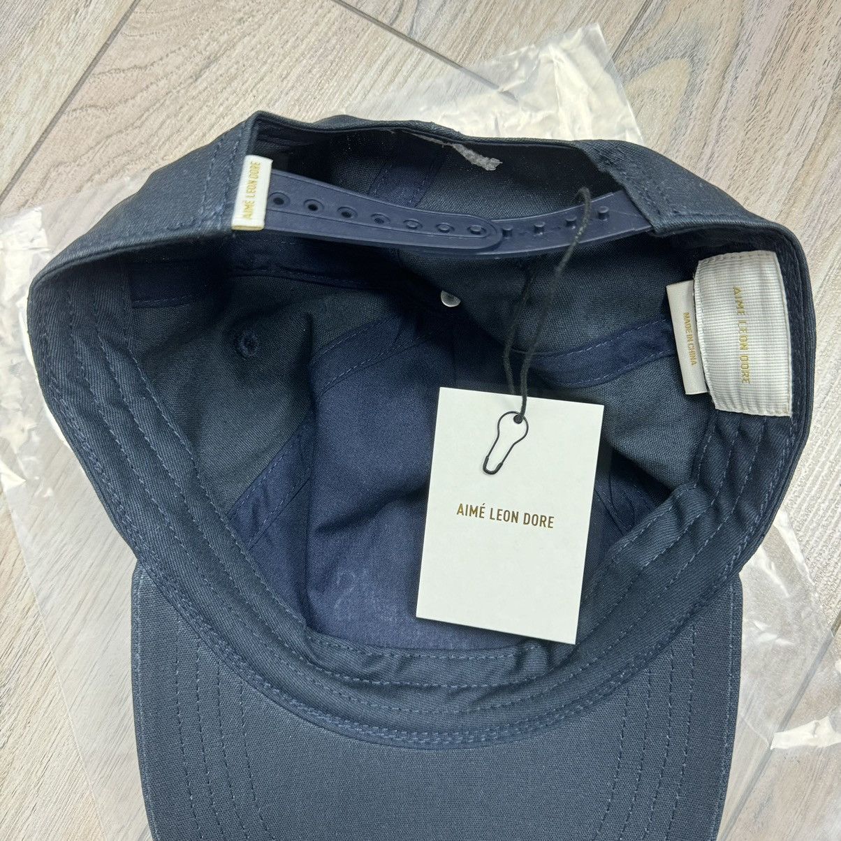 Aime Leon Dore Aimé Leon Dore ALD World’s Borough Navy Strapback Hat DS Size ONE SIZE - 11 Thumbnail