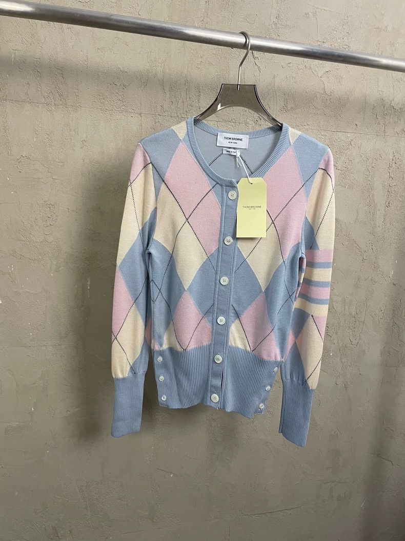 Thom Browne Thom Browne Blue and pink diamond pattern pure wool knit o Size S / US 4 / IT 40 - 1 Thumbnail