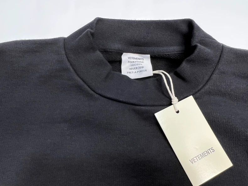 Vetements Vetements Front Patchwork Embroidered Logo Pullover Hoodie Size US M / EU 48-50 / 2 - 3 Thumbnail