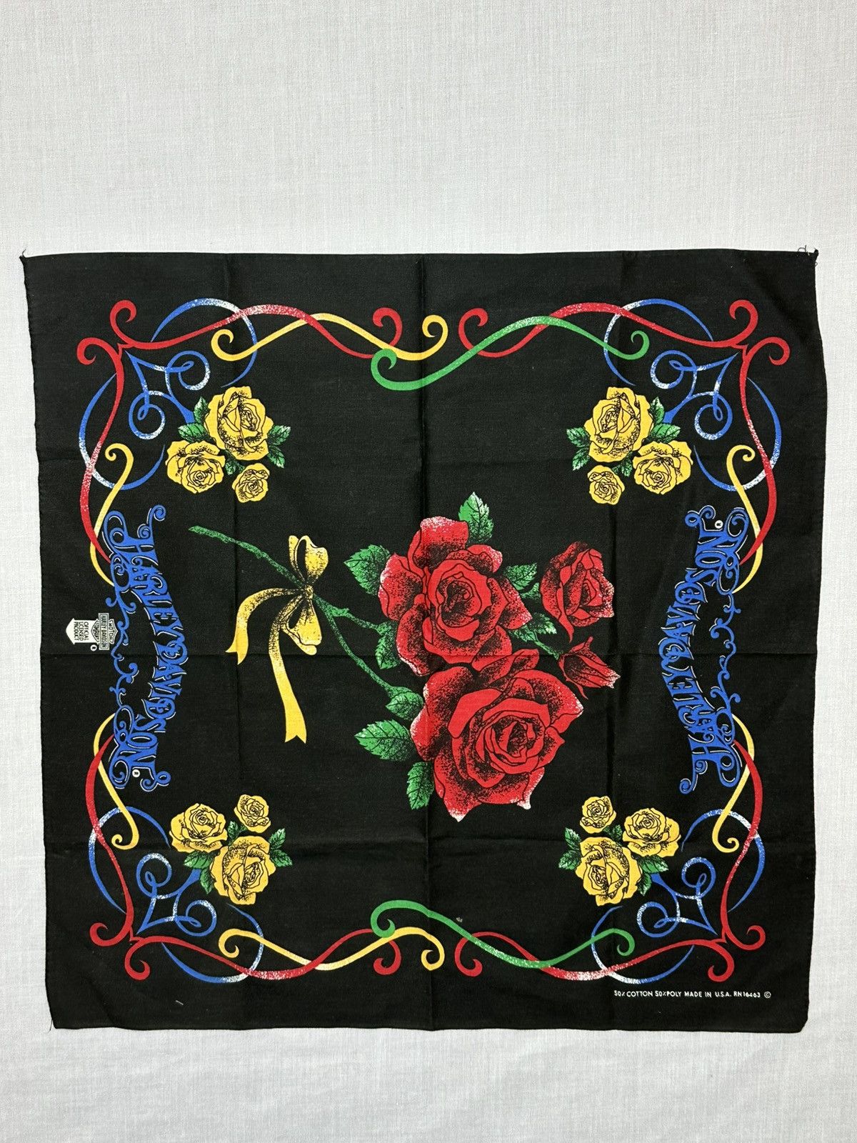 Harley Davidson vintage Harley-Davidson bandana featuring a rose pattern Size ONE SIZE - 1 Thumbnail