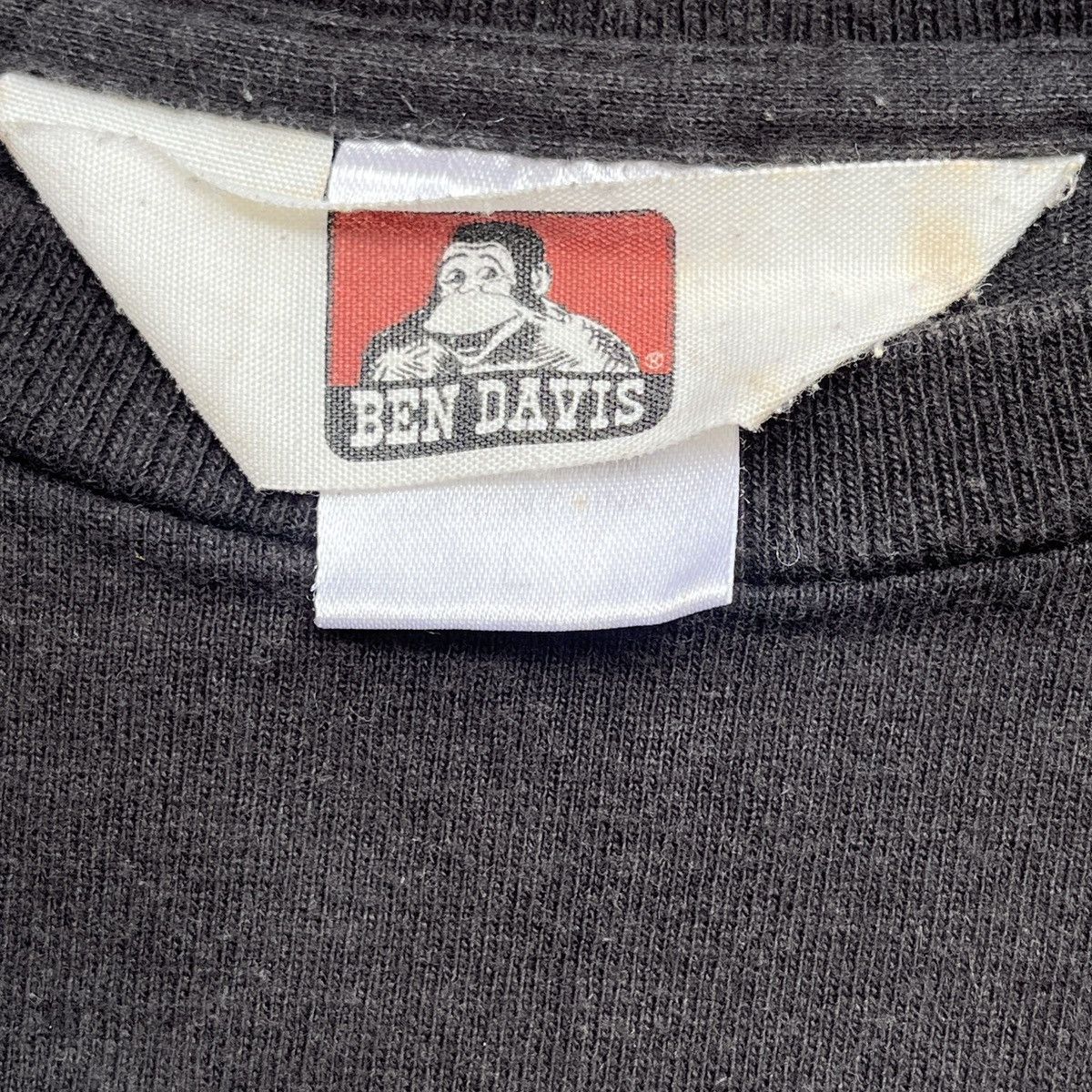 Ben Davis Ben Davies Faded Vintage Y2K Big Logo Printed TShirt Size US L / EU 52-54 / 3 - 14 Thumbnail