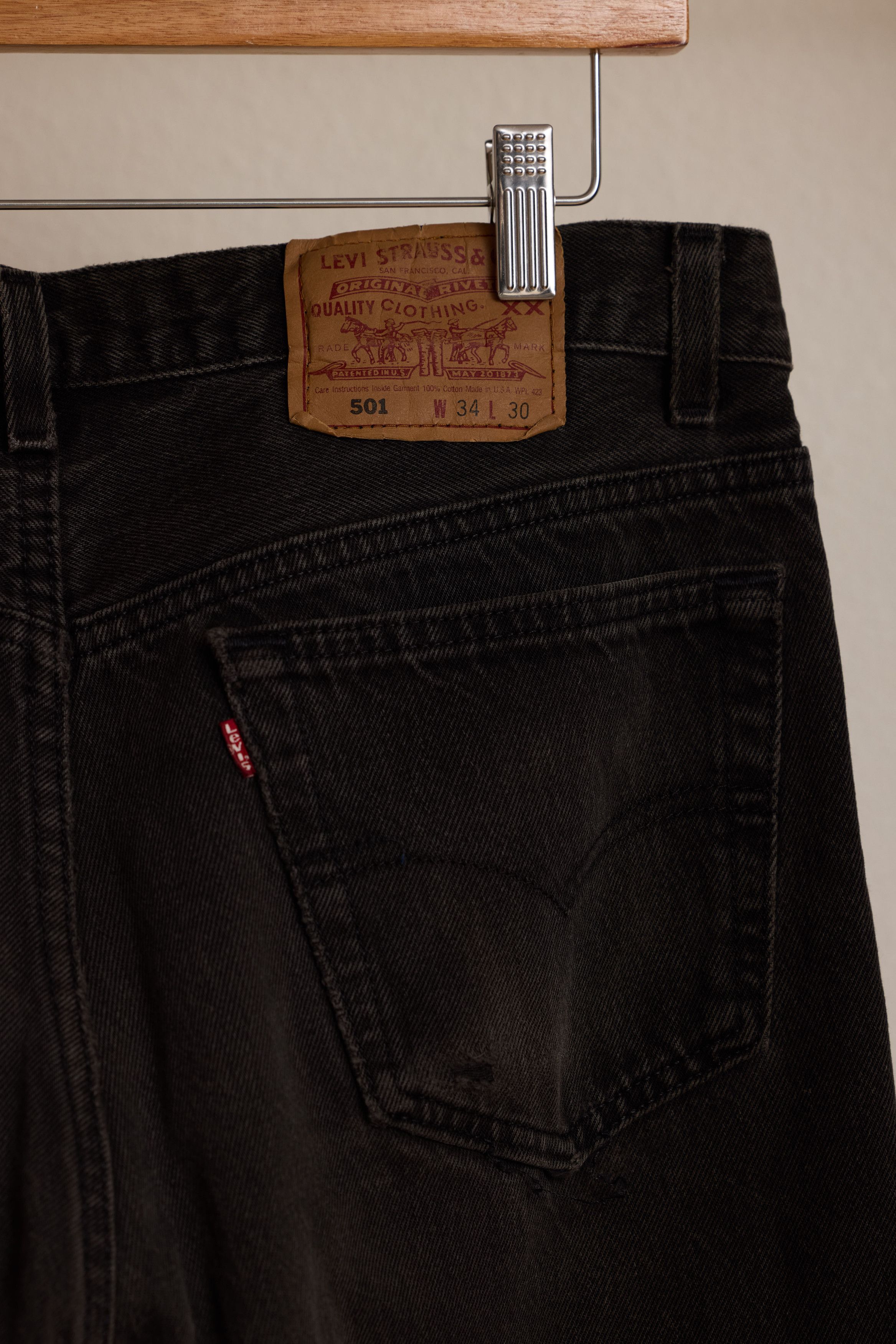 Levi's 90's? Vintage 'Black' Levi's 501's Size US 33 - 7 Thumbnail