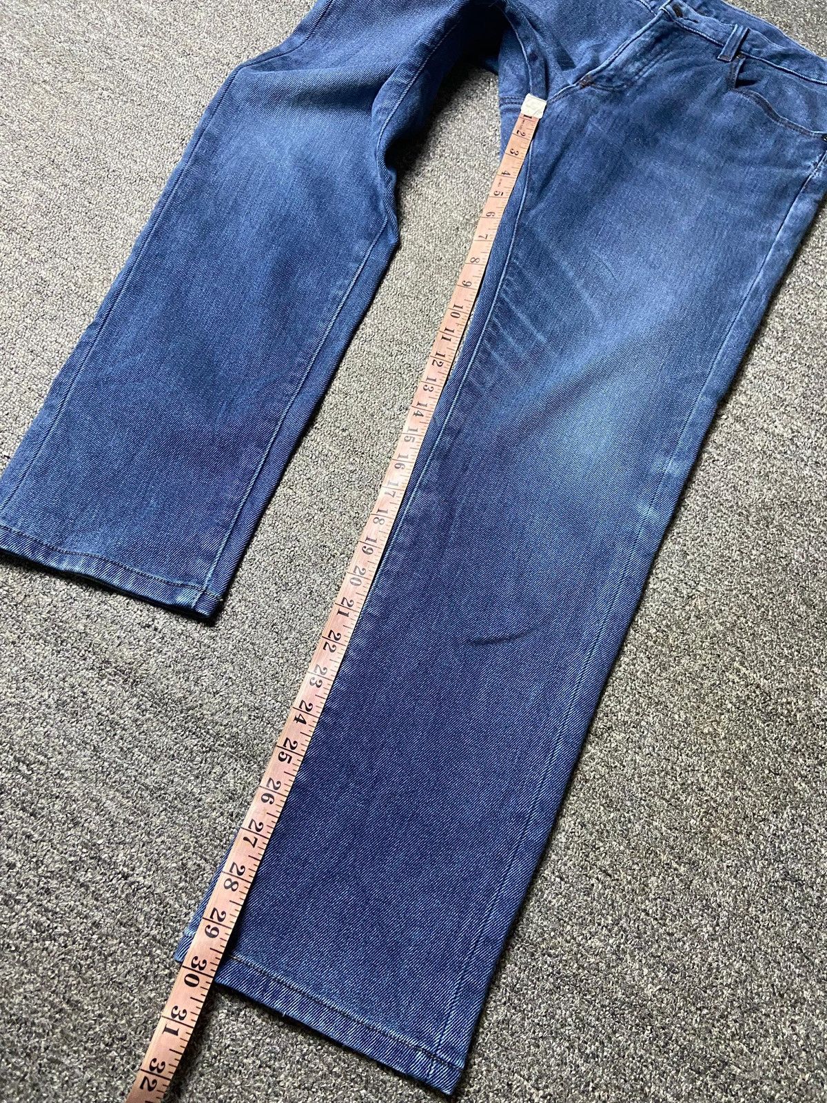 Uniqlo UNIQLO Slim Fit Cut Denim Jeans (139) Size US 36 / EU 52 - 7 Thumbnail