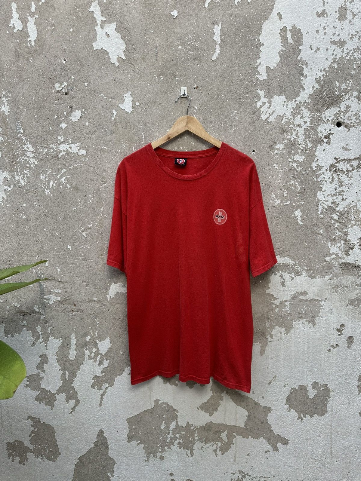 Vintage Vintage Powell Peralta Bones Skate XL Tshirt Size US XL / EU 56 / 4 - 1 Thumbnail