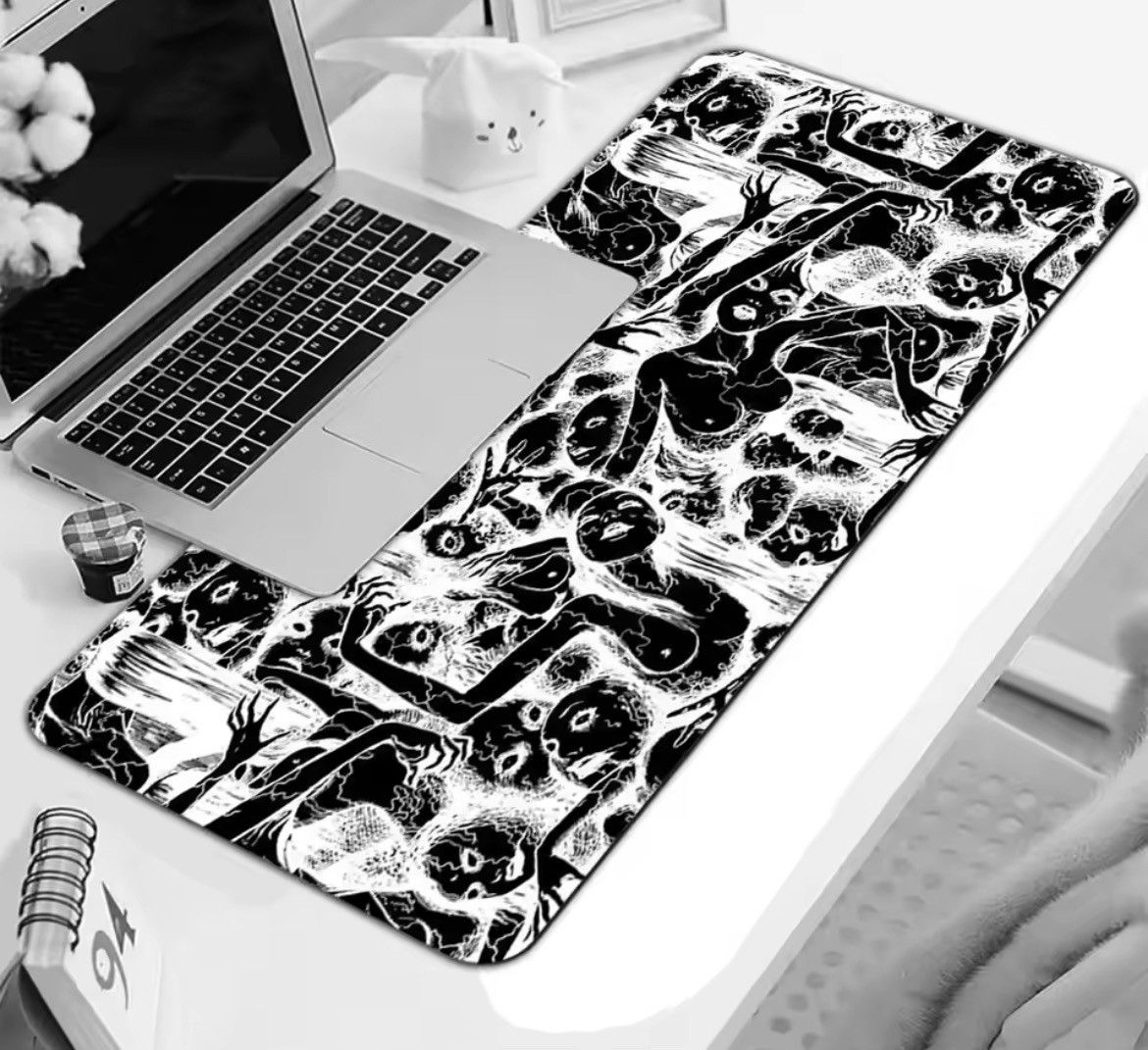 Anime × Japanese Brand × Vintage Anime Horror Girl Junji Ito Anti-slip MousePads Size ONE SIZE - 2 Thumbnail