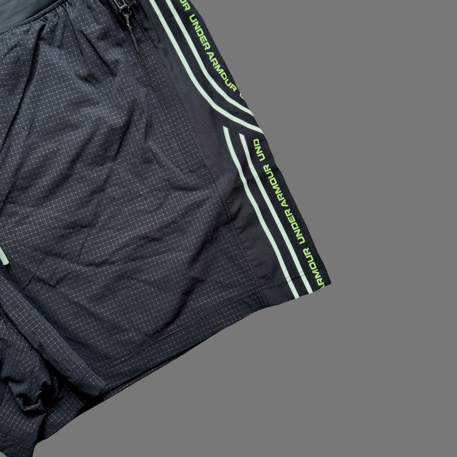 Under Armour Under Armour Mens UA Run Anywhere Shorts Black Size S NWT Size US 26 / EU 42 - 3 Thumbnail