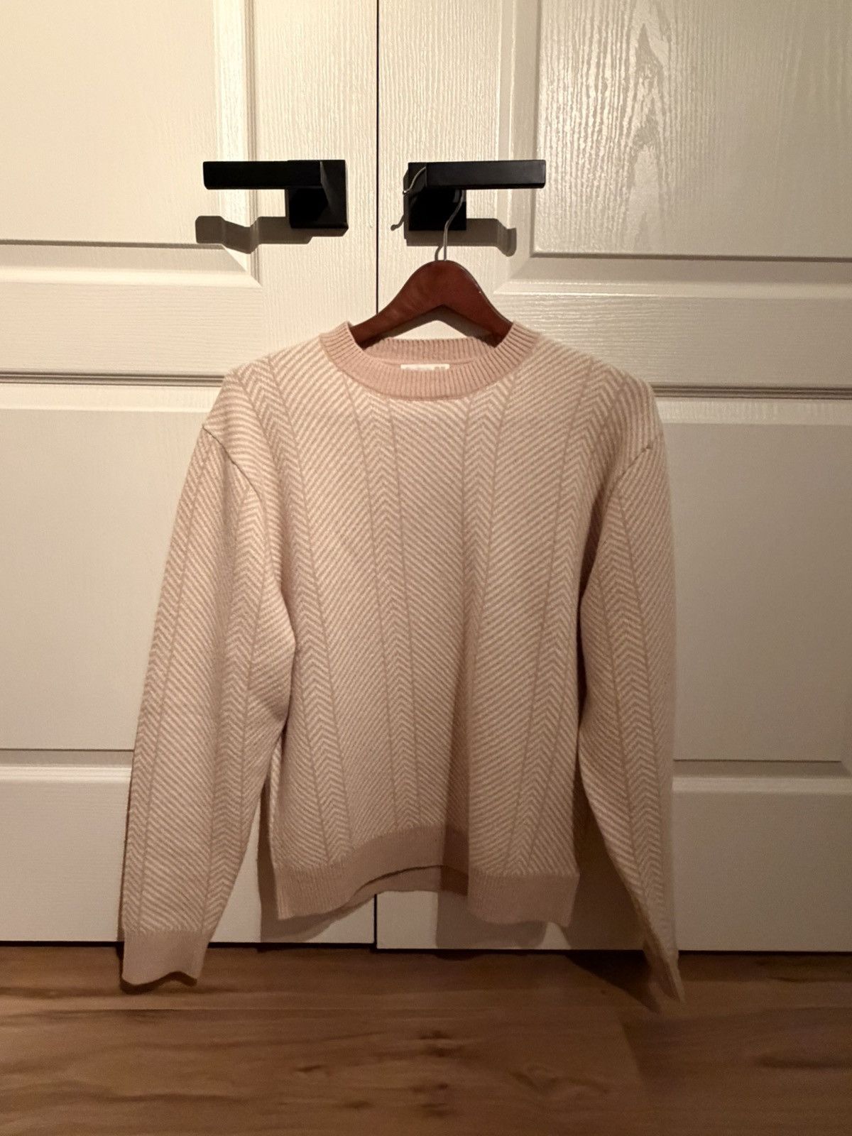 JW Anderson × Uniqlo JW Anderson Uniqlo FW25 Herringbone Sweater Size US S / EU 44-46 / 1 - 1 Thumbnail