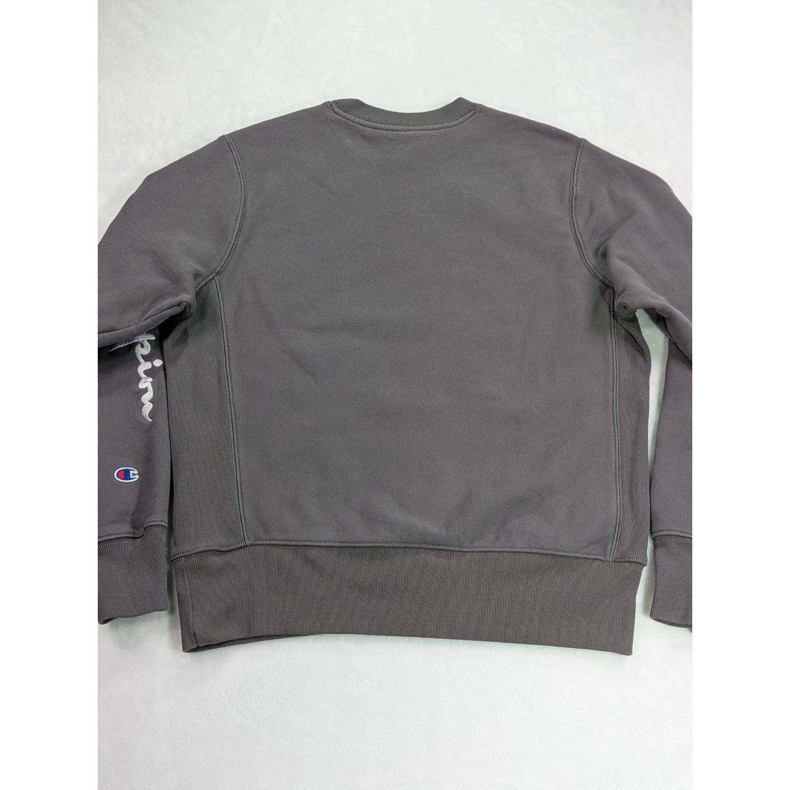 Champion Sz M Gray Reverse Weave Heavyweight Sweatshirt VTG Y2K Size US M / EU 48-50 / 2 - 12 Thumbnail