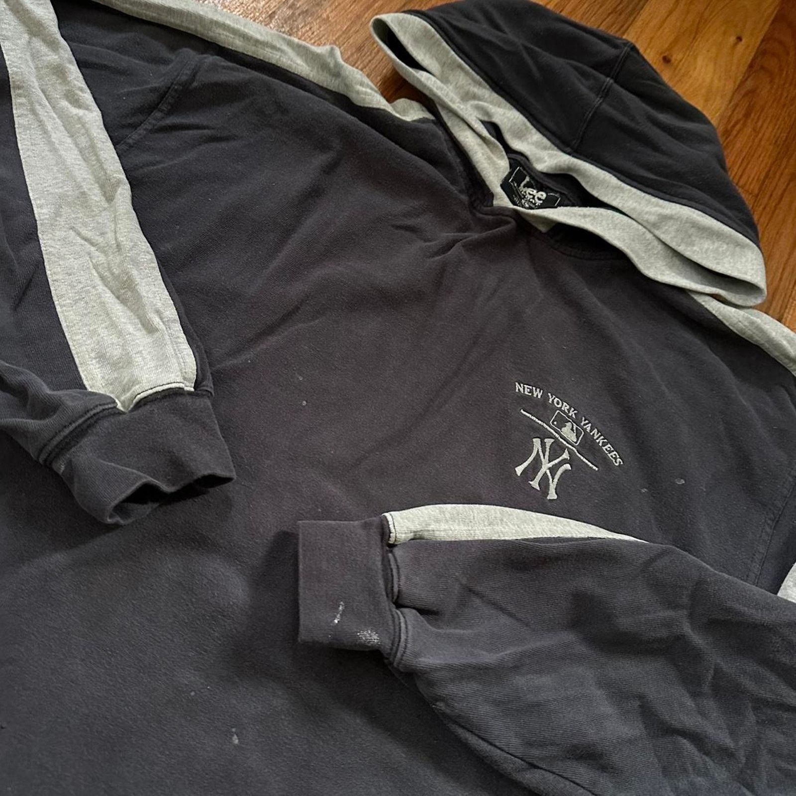 Lee Lee Sport Hooded Long Sleeve Shirt New York Yankees MLB L Size US L / EU 52-54 / 3 - 5 Thumbnail