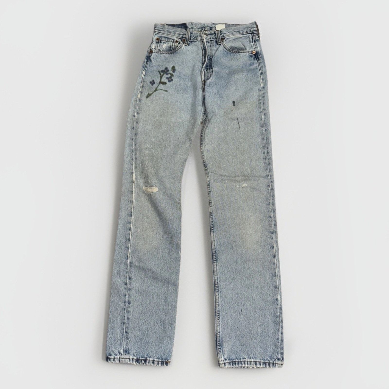 Levi's × Vintage Levi’s 501 26x32 Distressed Light Wash Jeans Embroidery Y2K Size US 26 / EU 42 - 6 Thumbnail