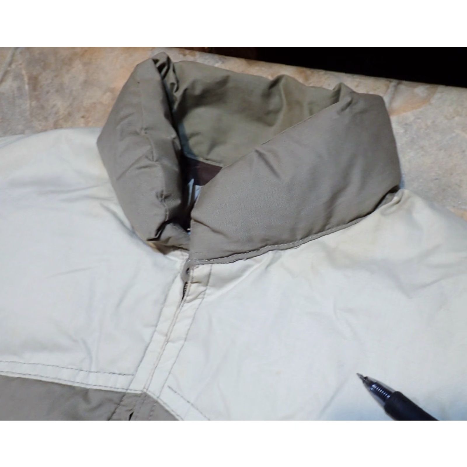 Vintage VINTAGE Ski Daddle Pack-In Vest Vest Mens Small Adult Small Brown Down Puffer Nylon 1980s Ski Retro Camping Hunting 90s Mens Size US S / EU 44-46 / 1 - 5 Thumbnail