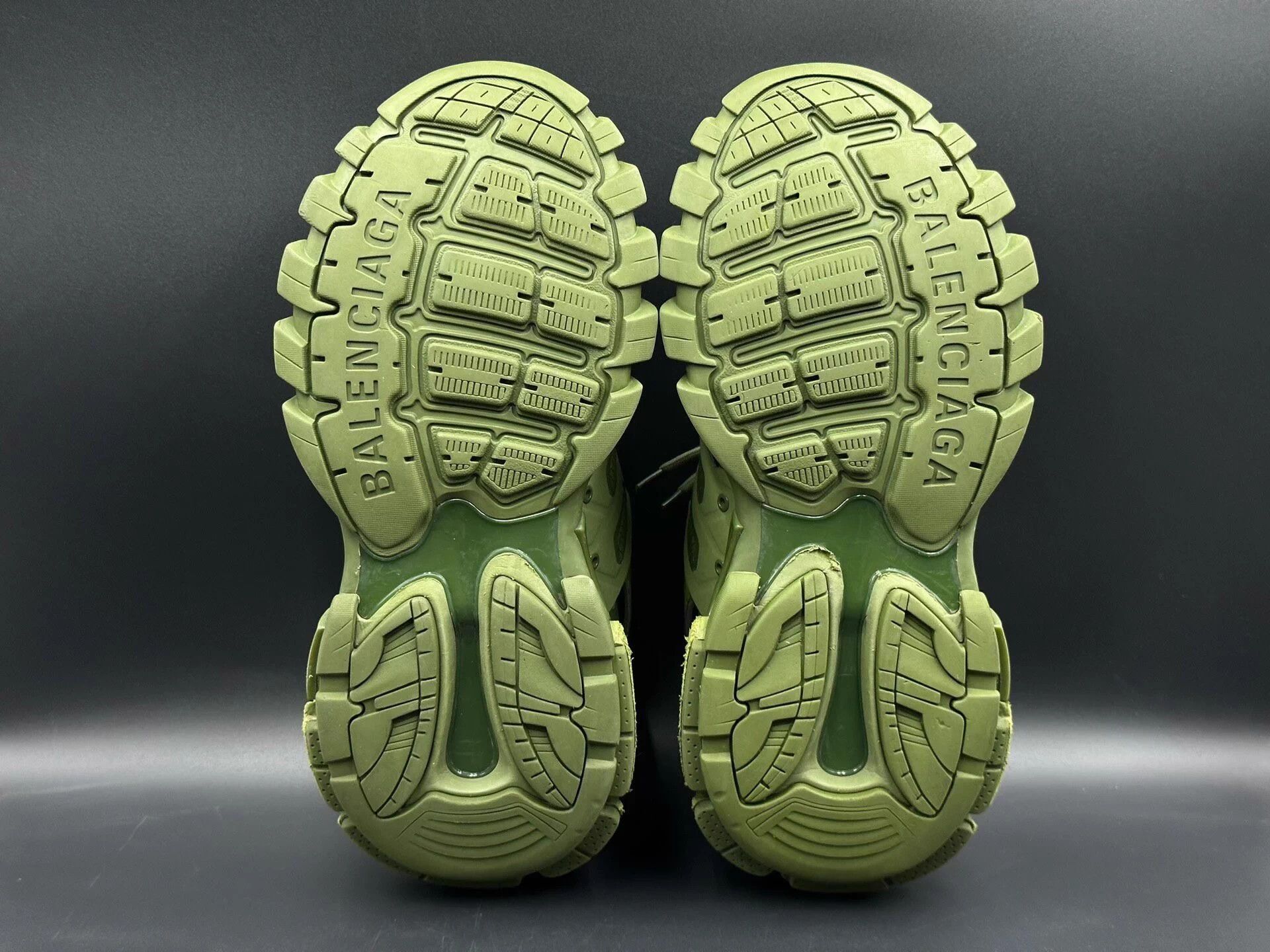 Balenciaga Balenciaga Men's Green Track 1.0 Round Toe Low-Top Dad Shoes Size US 8 / EU 41 - 6 Thumbnail