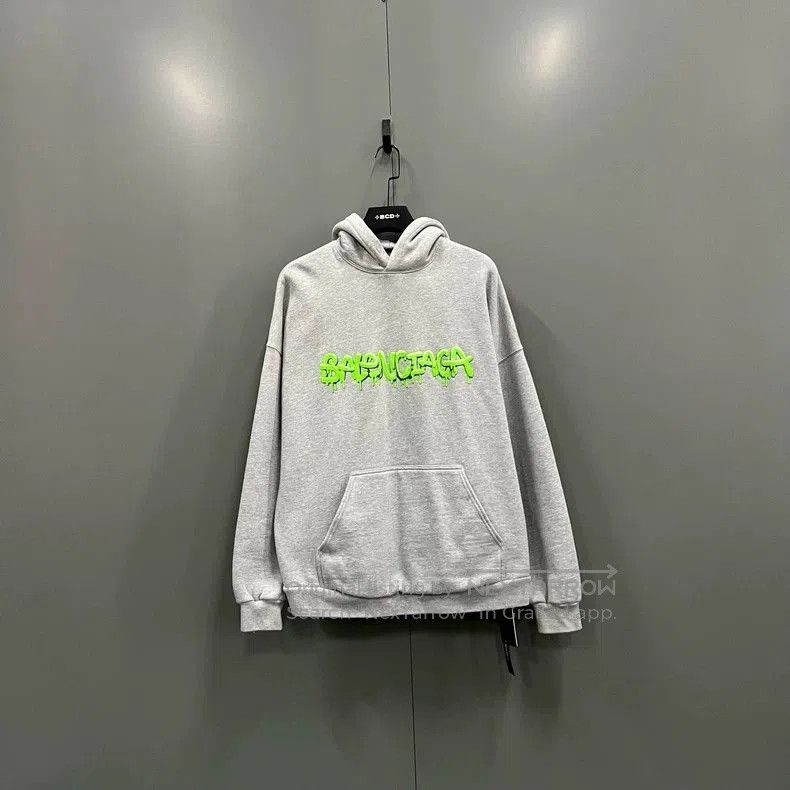 Balenciaga Balenciaga Gray Logo Print Hoodie. Size US S / EU 44-46 / 1 - 1 Thumbnail