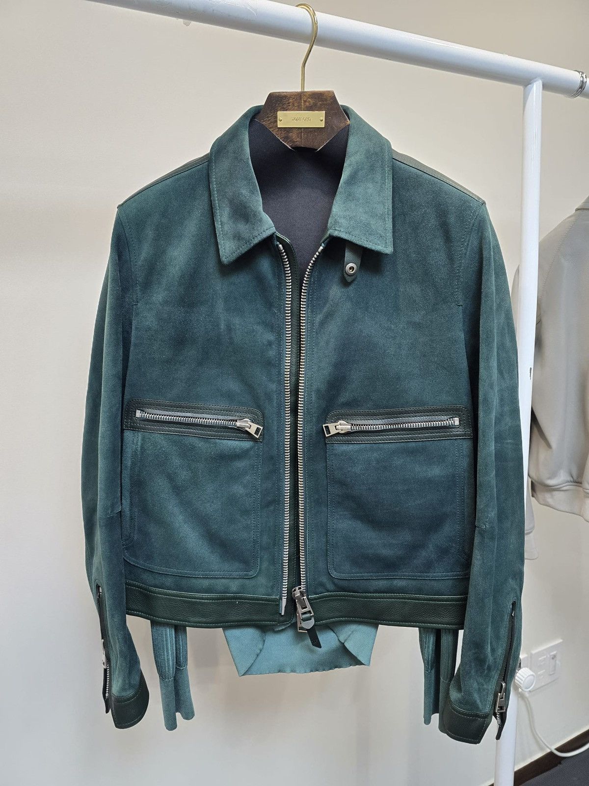 Tom Ford o1sm1stk0824 Suede Jacket in Dark Green Size US M / EU 48-50 / 2 - 4 Thumbnail