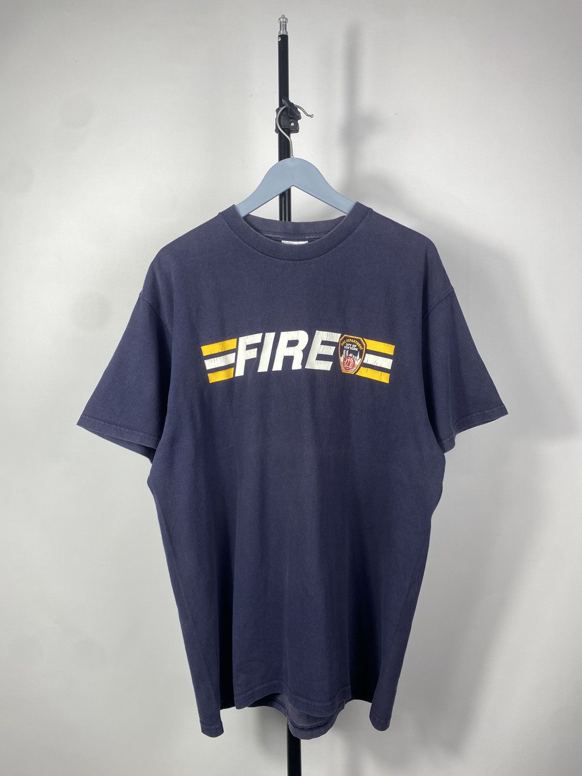 Lee × Vintage Vintage 90s Lee faded Fire New York KEEP BACK 200FT T shirt Size US L / EU 52-54 / 3 - 1 Thumbnail